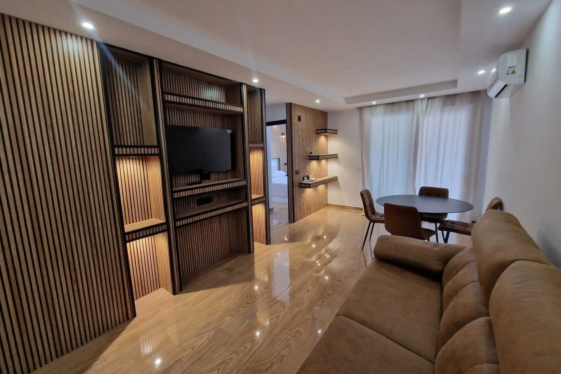 Sprzedaż - Apartament / Mieszkanie -
Torrevieja - Costa Blanca