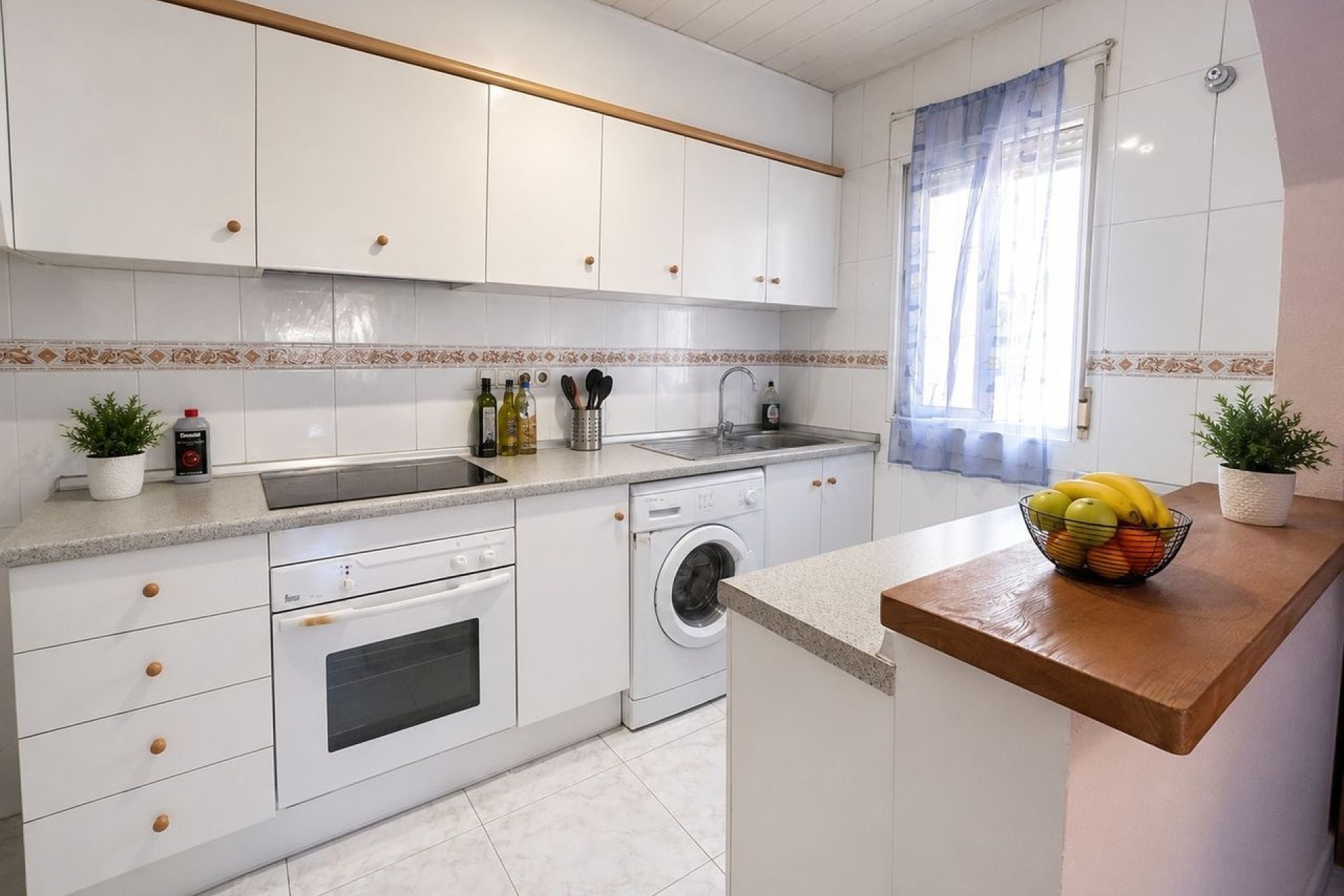 Sprzedaż - Apartament / Mieszkanie -
Torrevieja - Costa Blanca