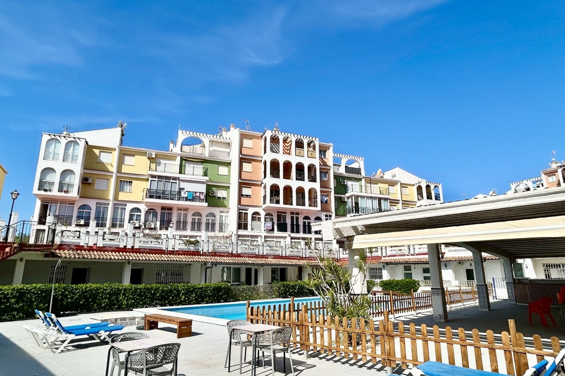 Sprzedaż - Apartament / Mieszkanie -
Torrevieja - Costa Blanca