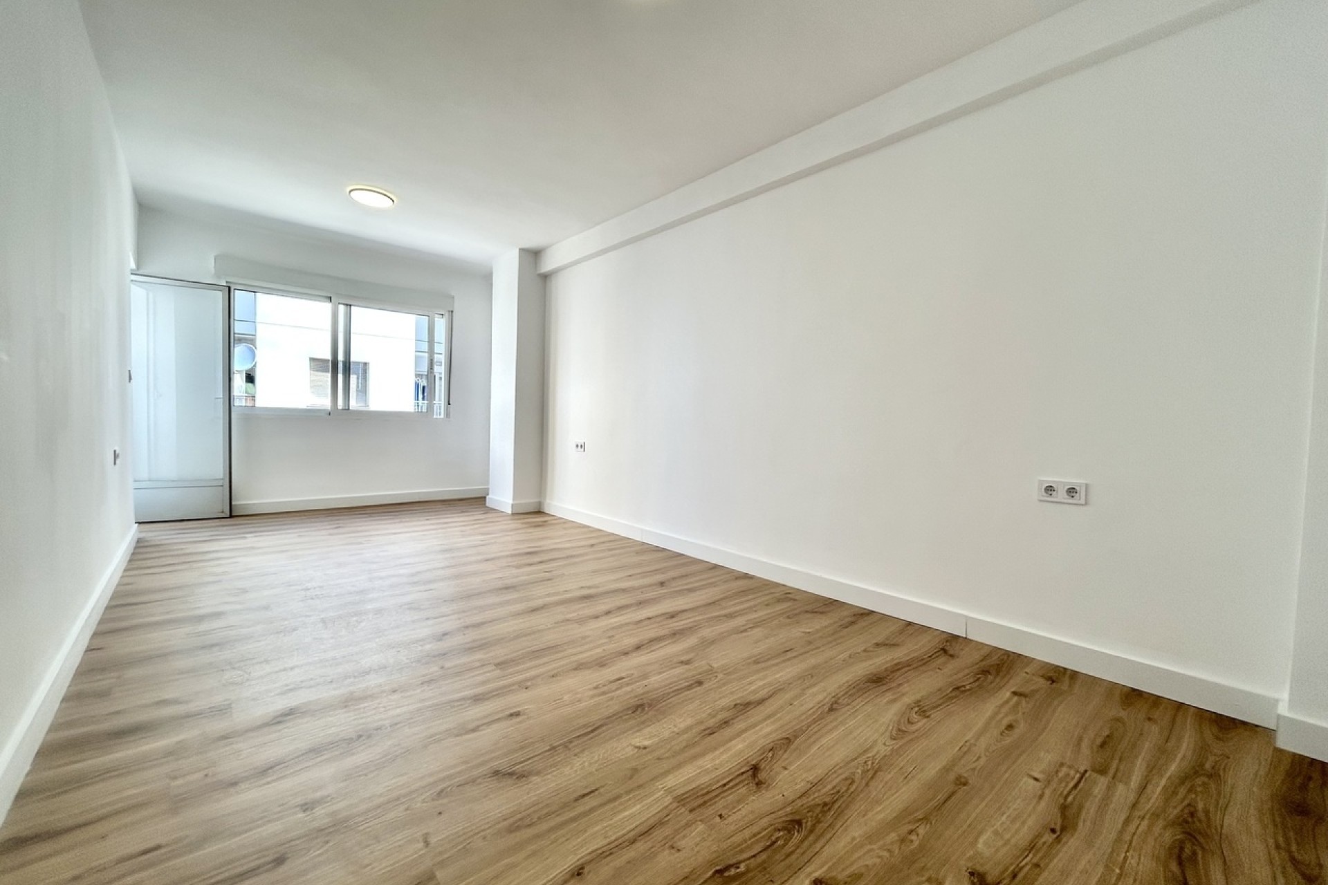Sprzedaż - Apartament / Mieszkanie -
Torrevieja - Costa Blanca