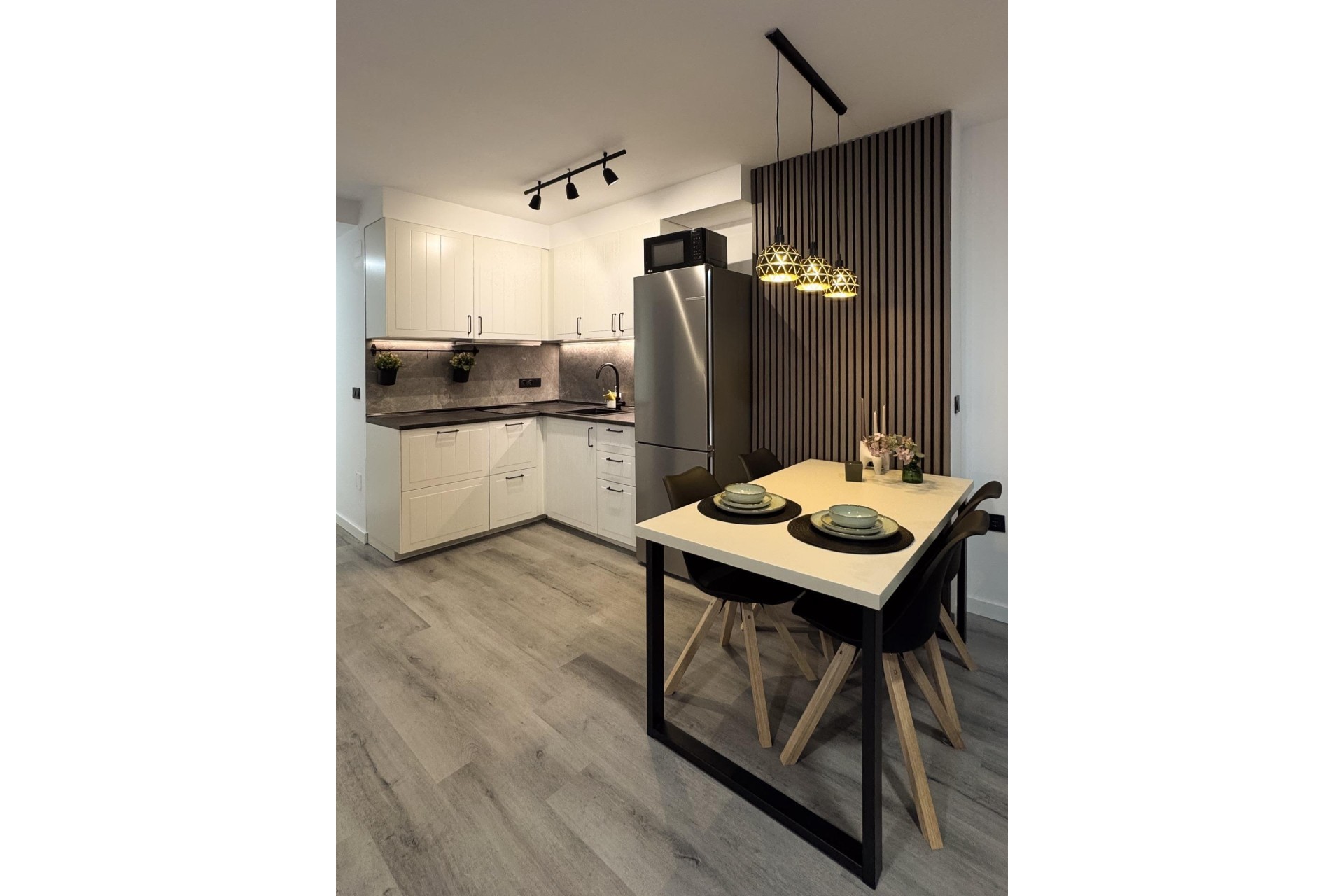Sprzedaż - Apartament / Mieszkanie -
Torrevieja - Curva del Palangre