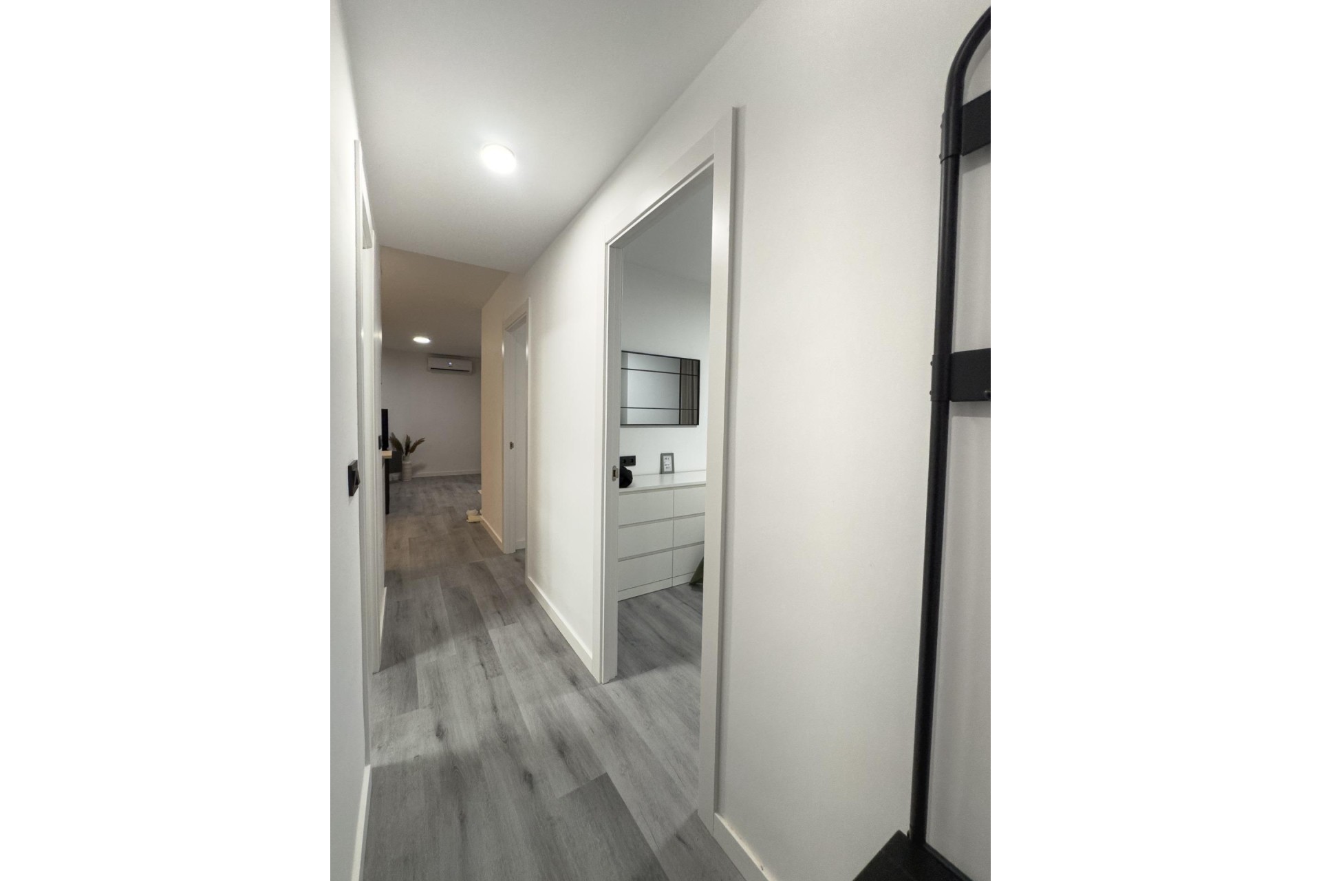 Sprzedaż - Apartament / Mieszkanie -
Torrevieja - Curva del Palangre