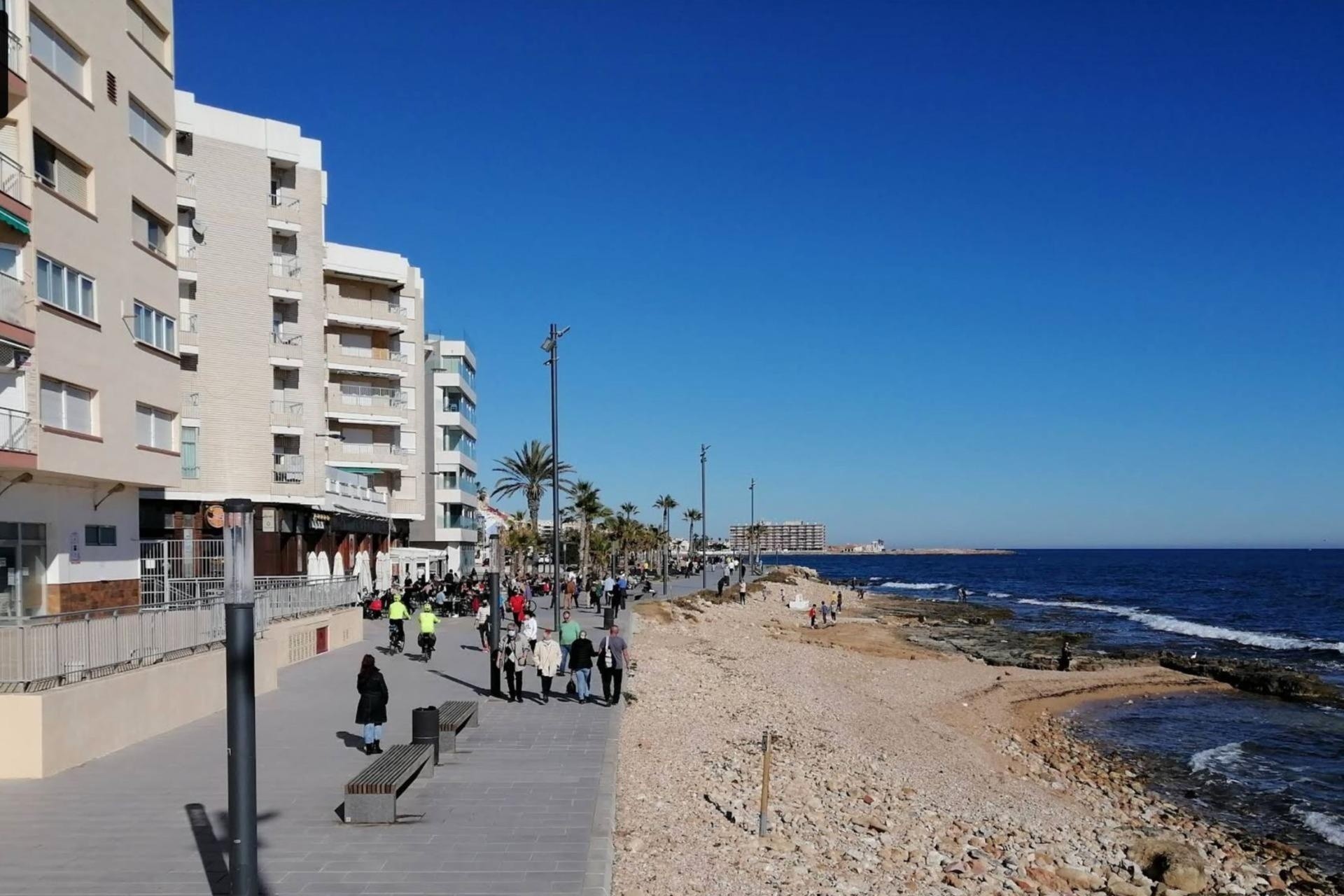 Sprzedaż - Apartament / Mieszkanie -
Torrevieja - Curva del Palangre