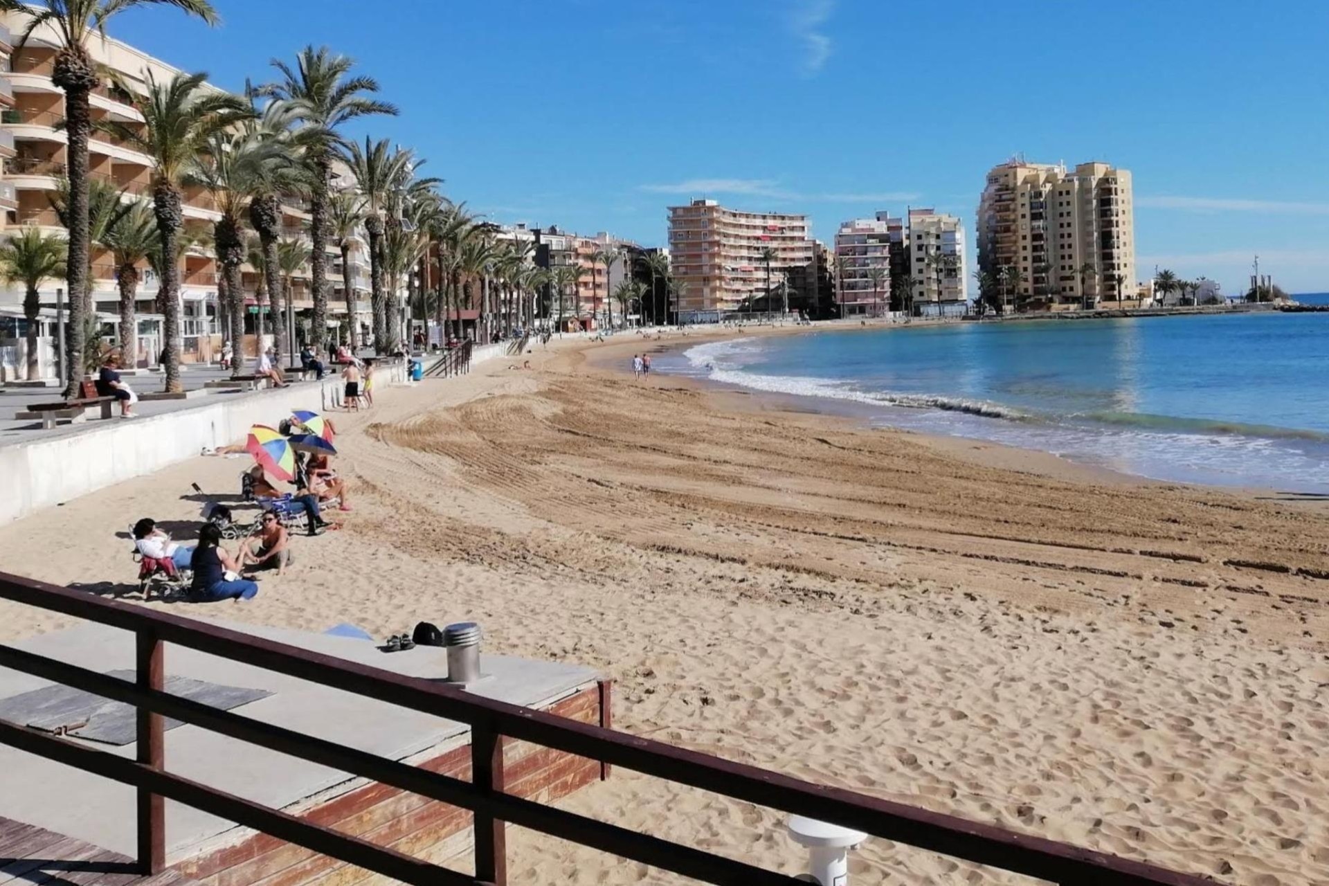 Sprzedaż - Apartament / Mieszkanie -
Torrevieja - Curva del Palangre