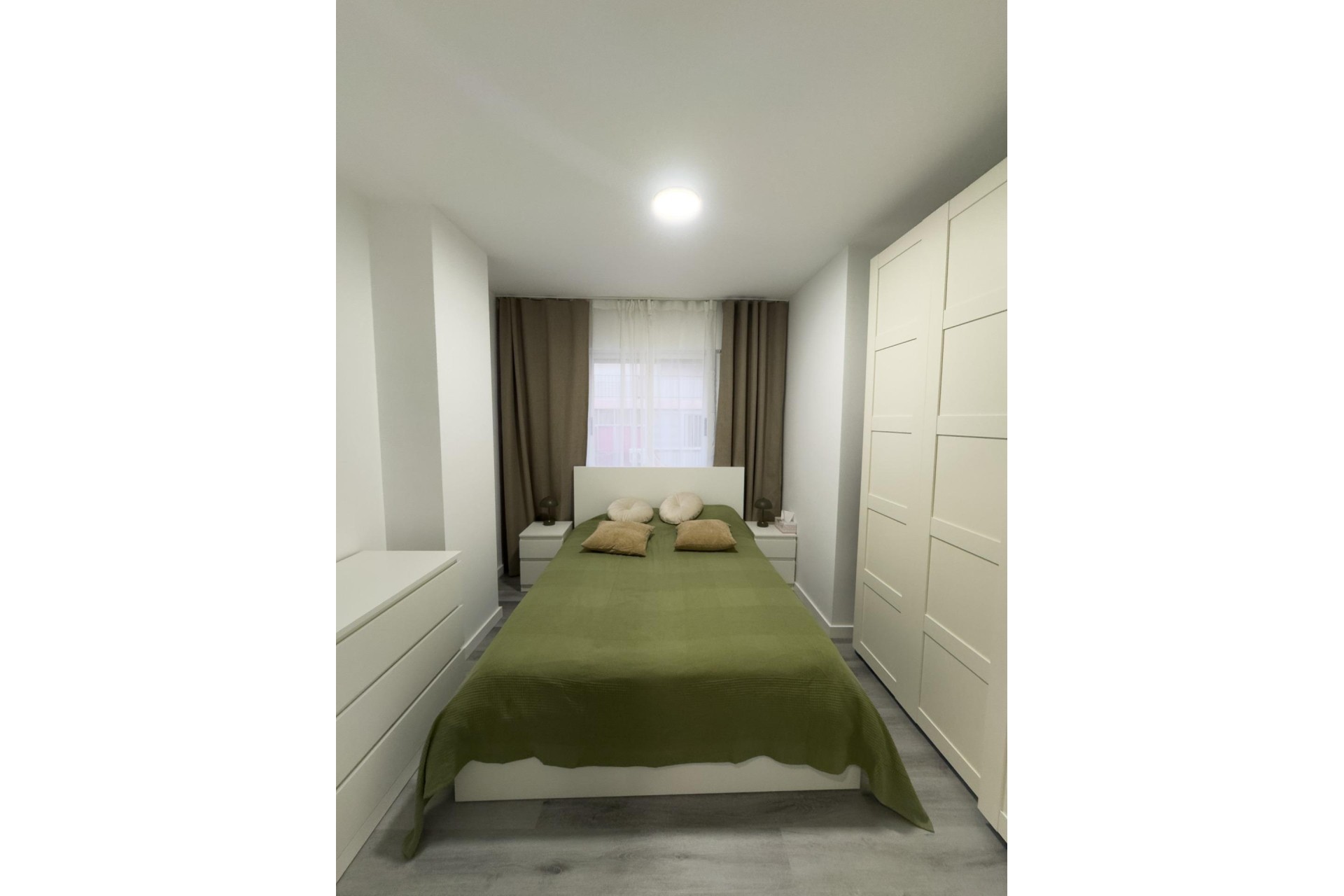 Sprzedaż - Apartament / Mieszkanie -
Torrevieja - Curva del Palangre