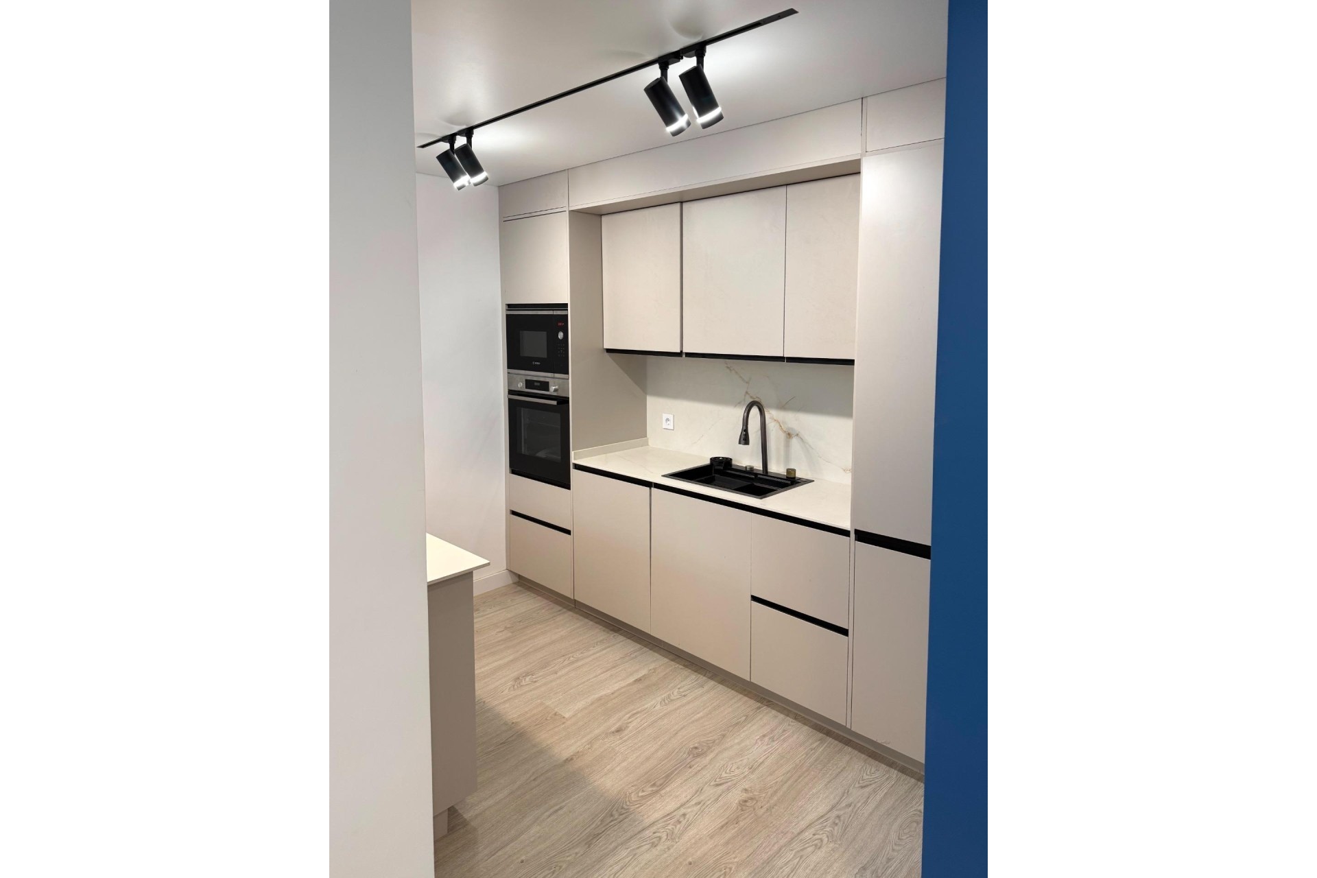 Sprzedaż - Apartament / Mieszkanie -
Torrevieja - El Acequión - Los Náufragos