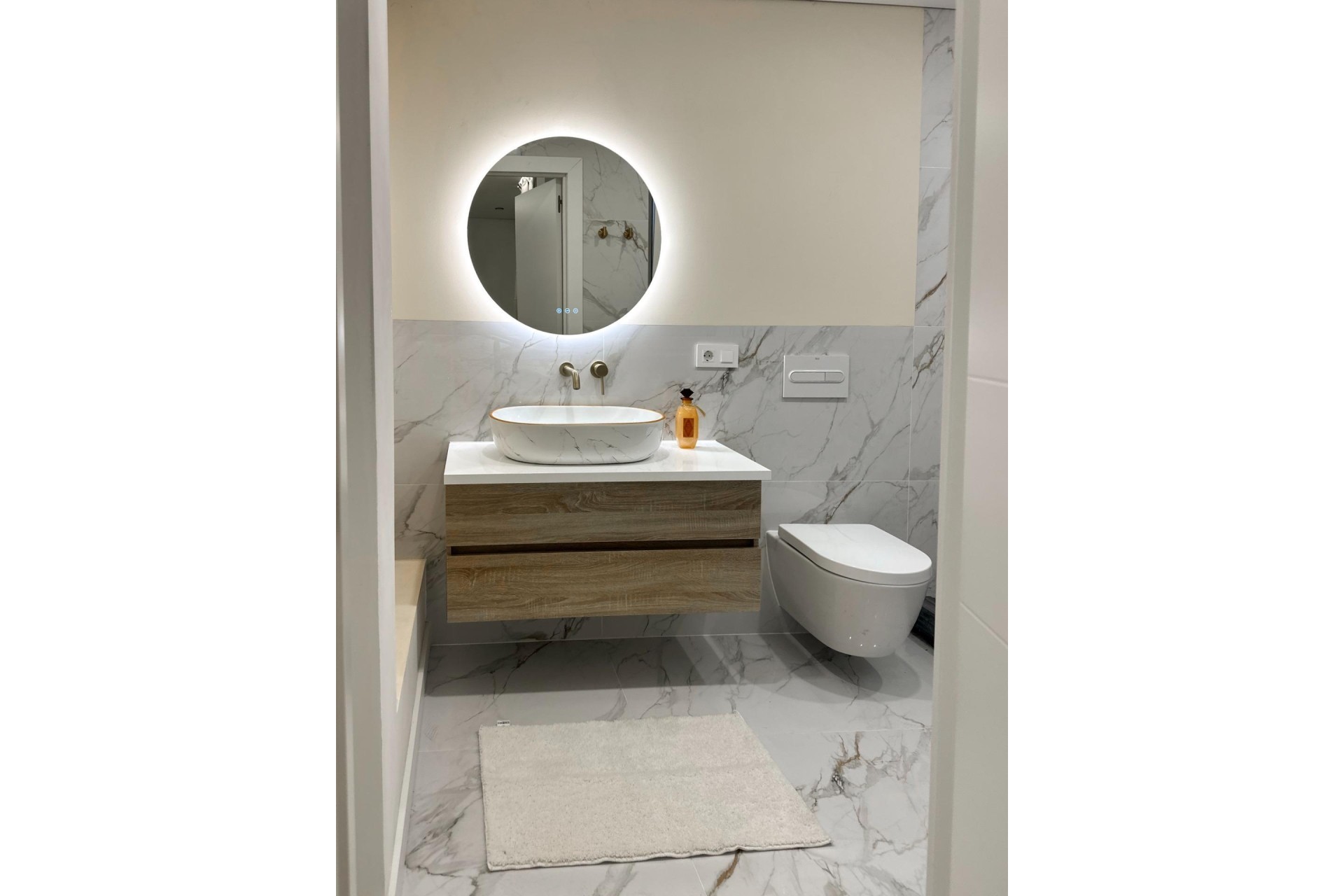 Sprzedaż - Apartament / Mieszkanie -
Torrevieja - El Acequión - Los Náufragos