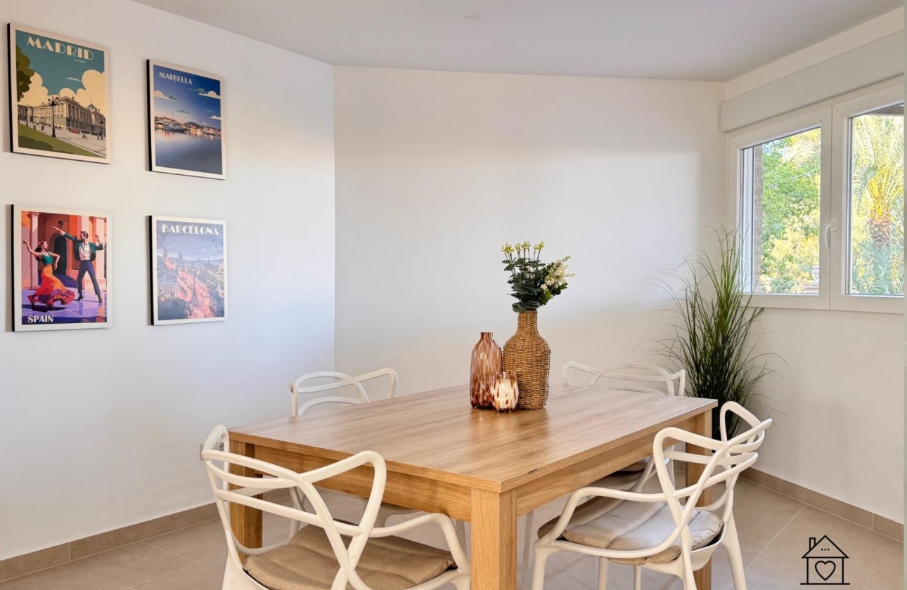 Sprzedaż - Apartament / Mieszkanie -
Torrevieja - El Acequión - Los Náufragos