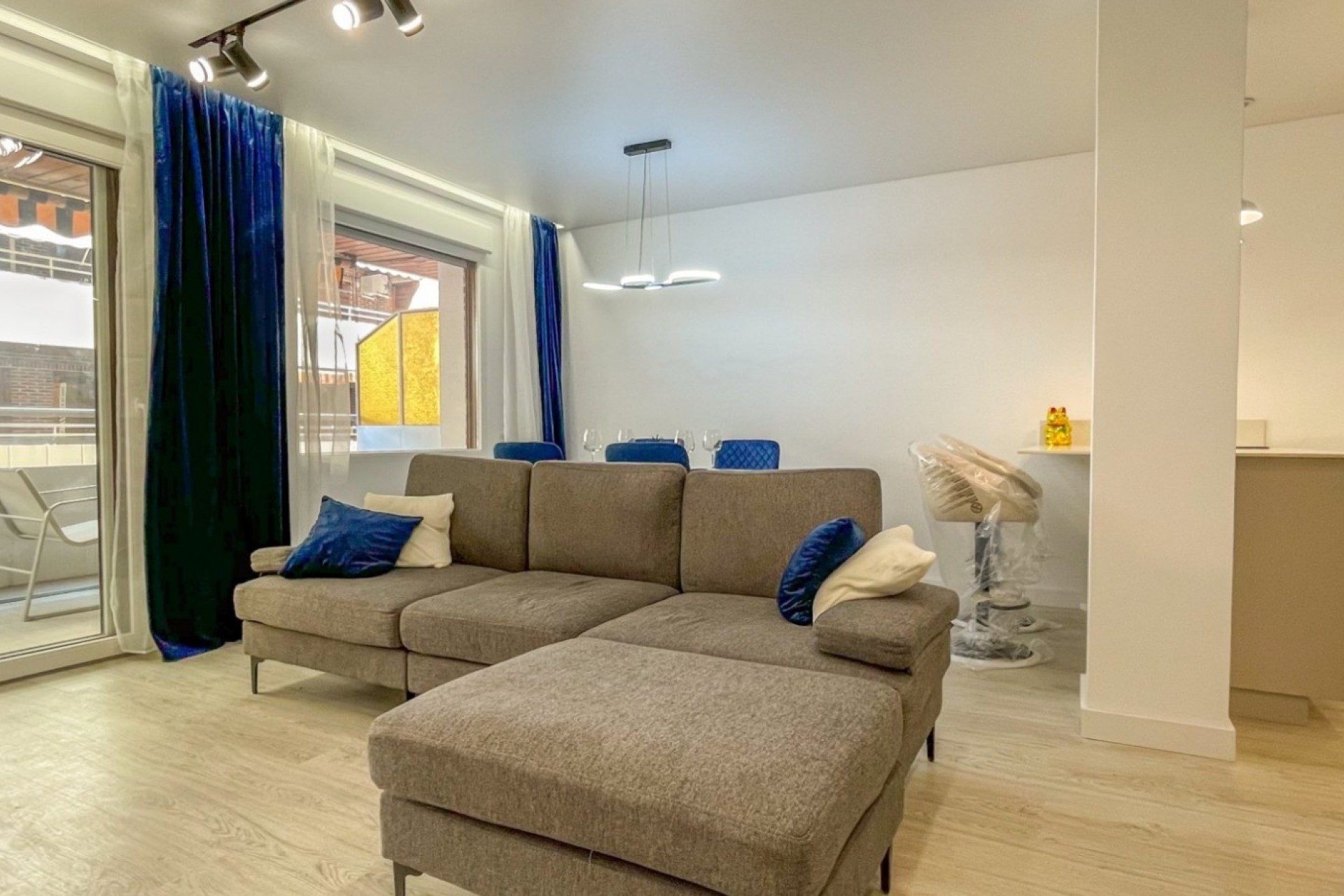 Sprzedaż - Apartament / Mieszkanie -
Torrevieja - El Acequión - Los Náufragos
