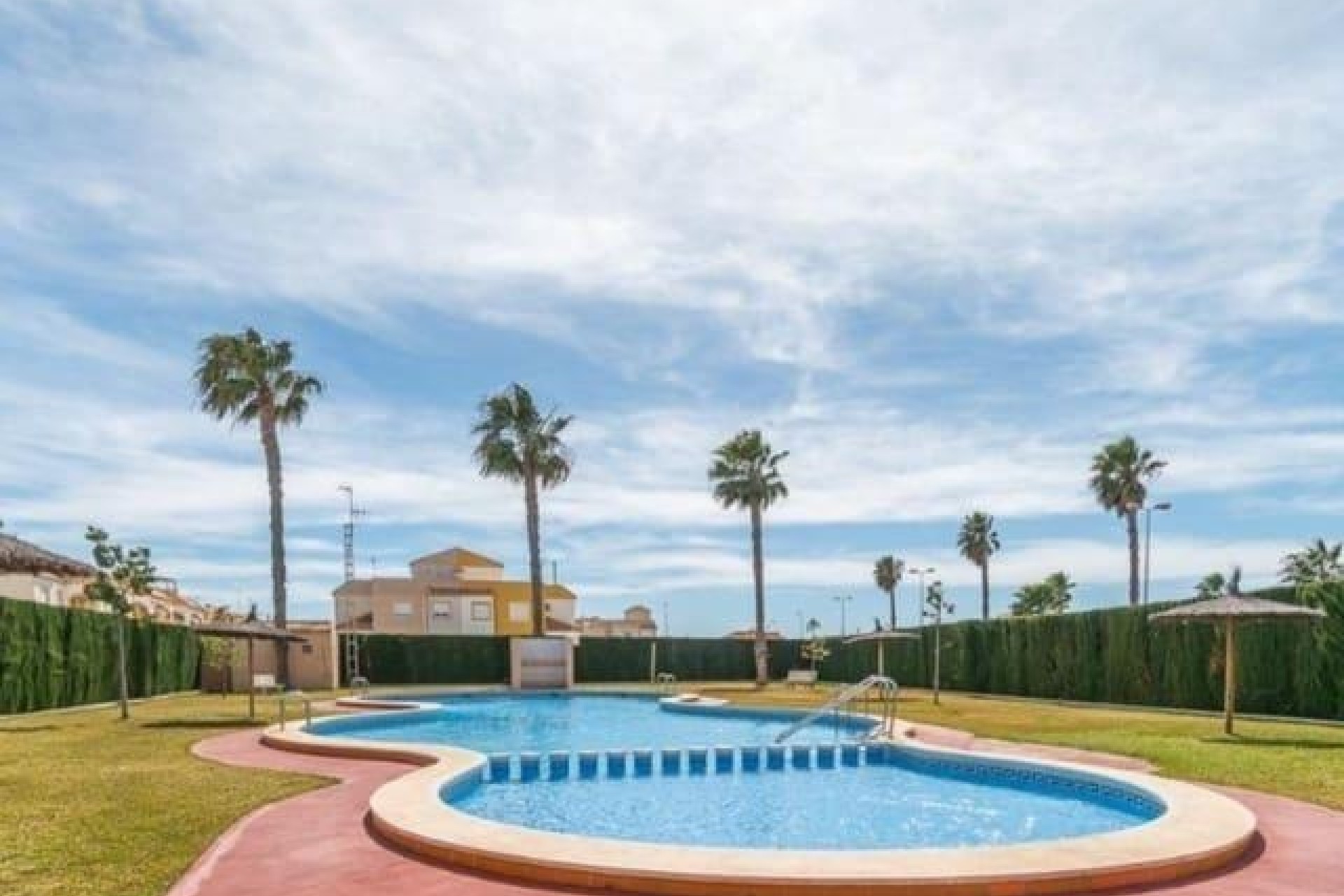Sprzedaż - Apartament / Mieszkanie -
Torrevieja - El limonar