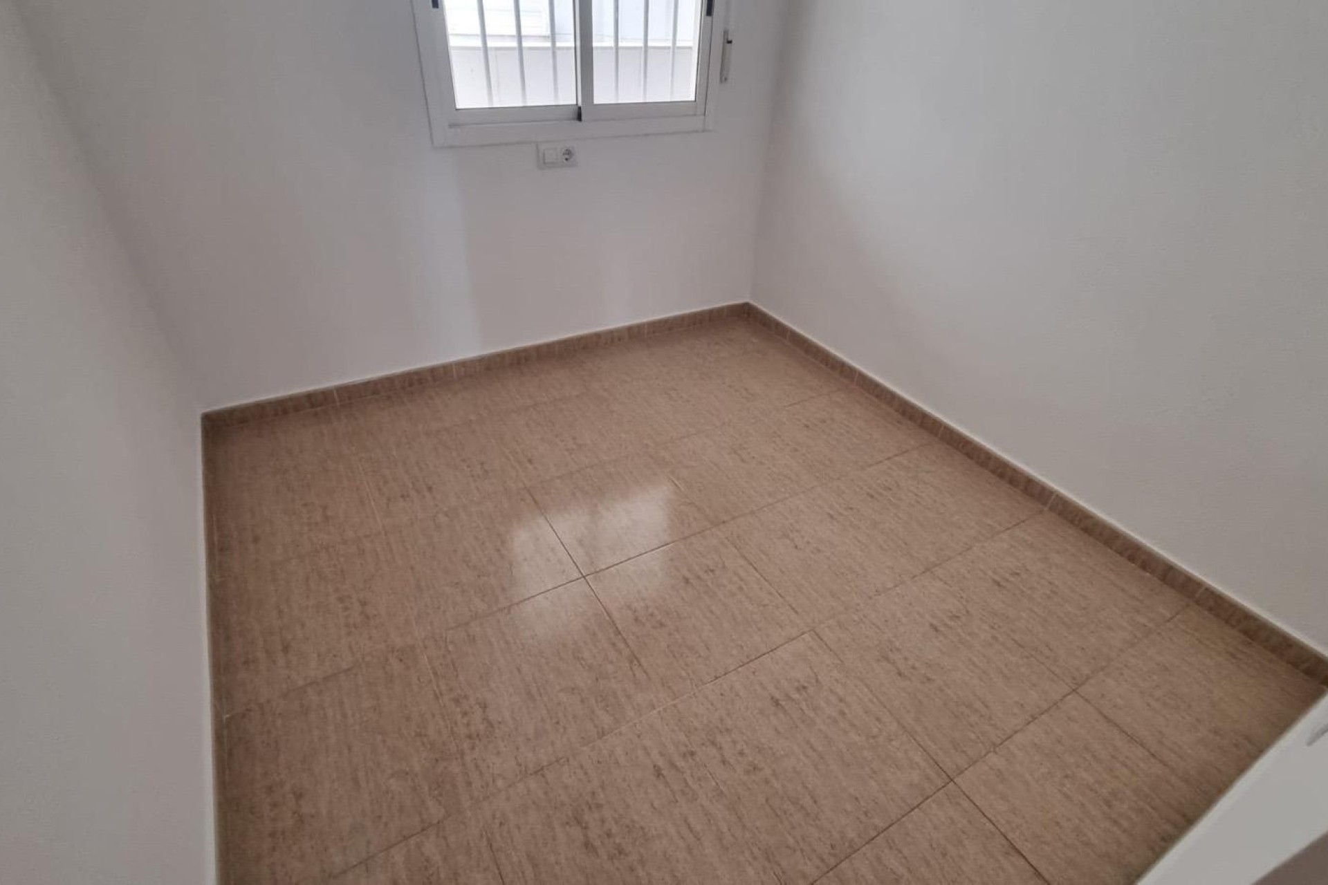 Sprzedaż - Apartament / Mieszkanie -
Torrevieja - El molino