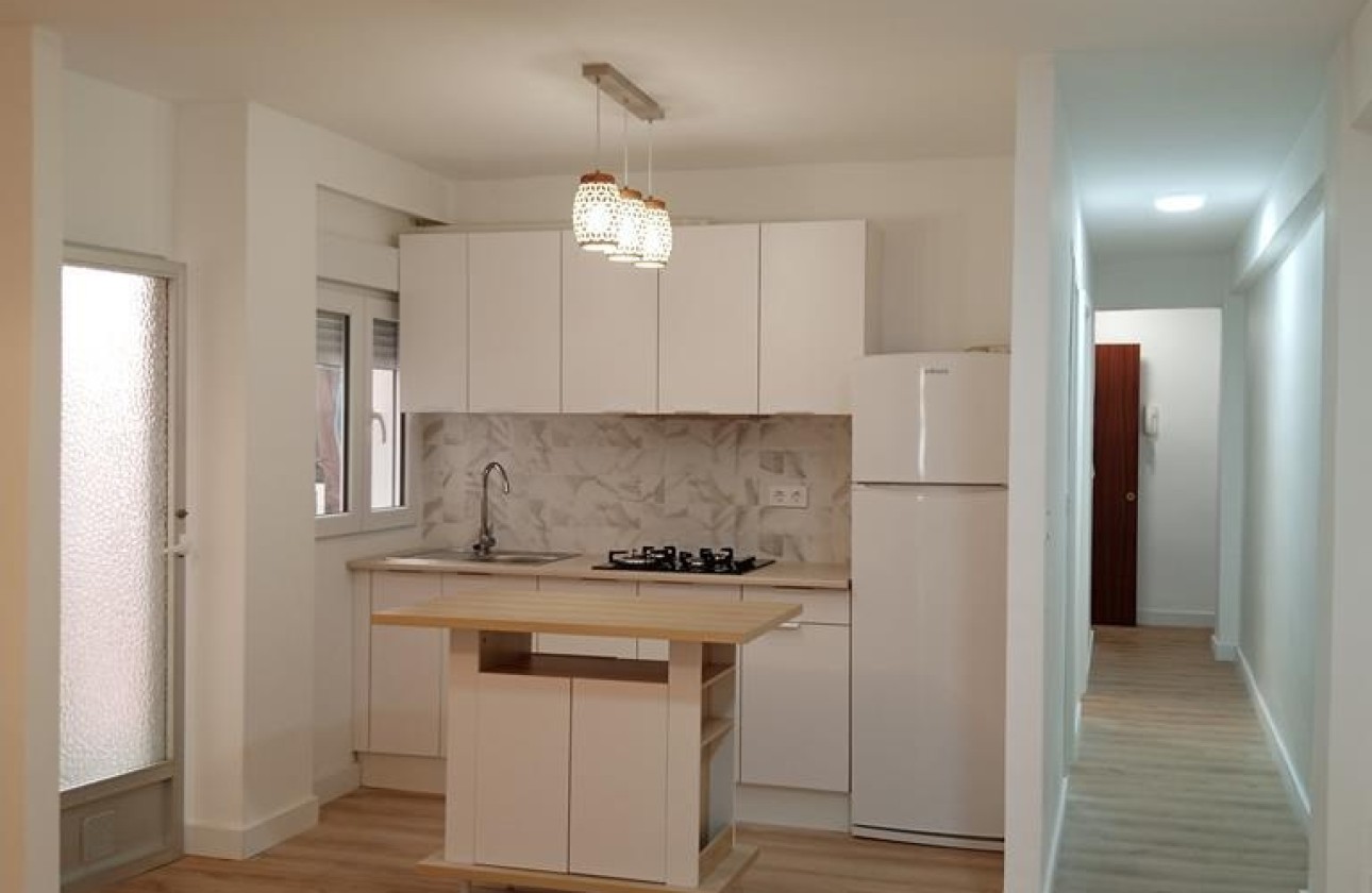 Sprzedaż - Apartament / Mieszkanie -
Torrevieja - El molino