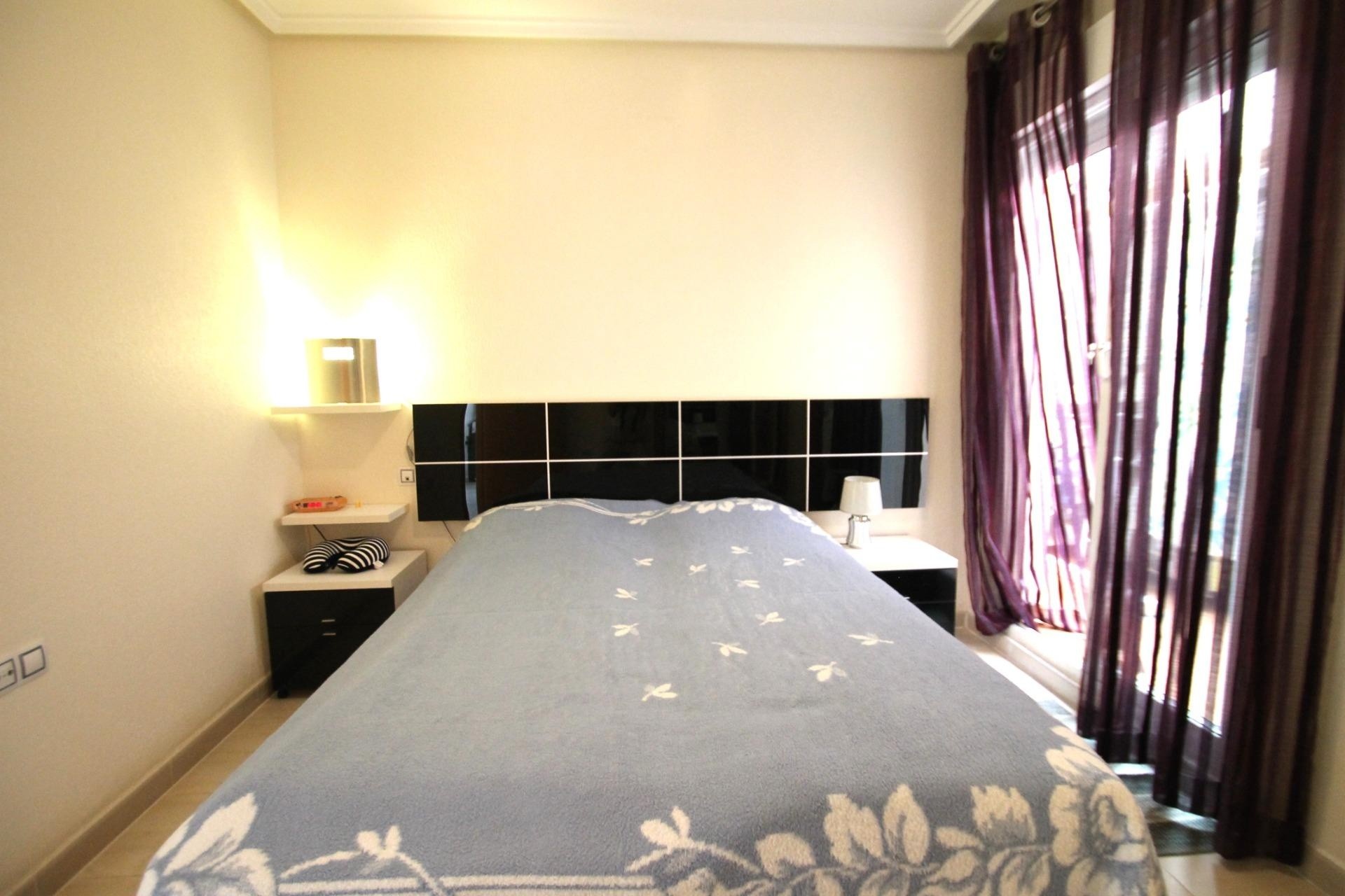 Sprzedaż - Apartament / Mieszkanie -
Torrevieja - El molino