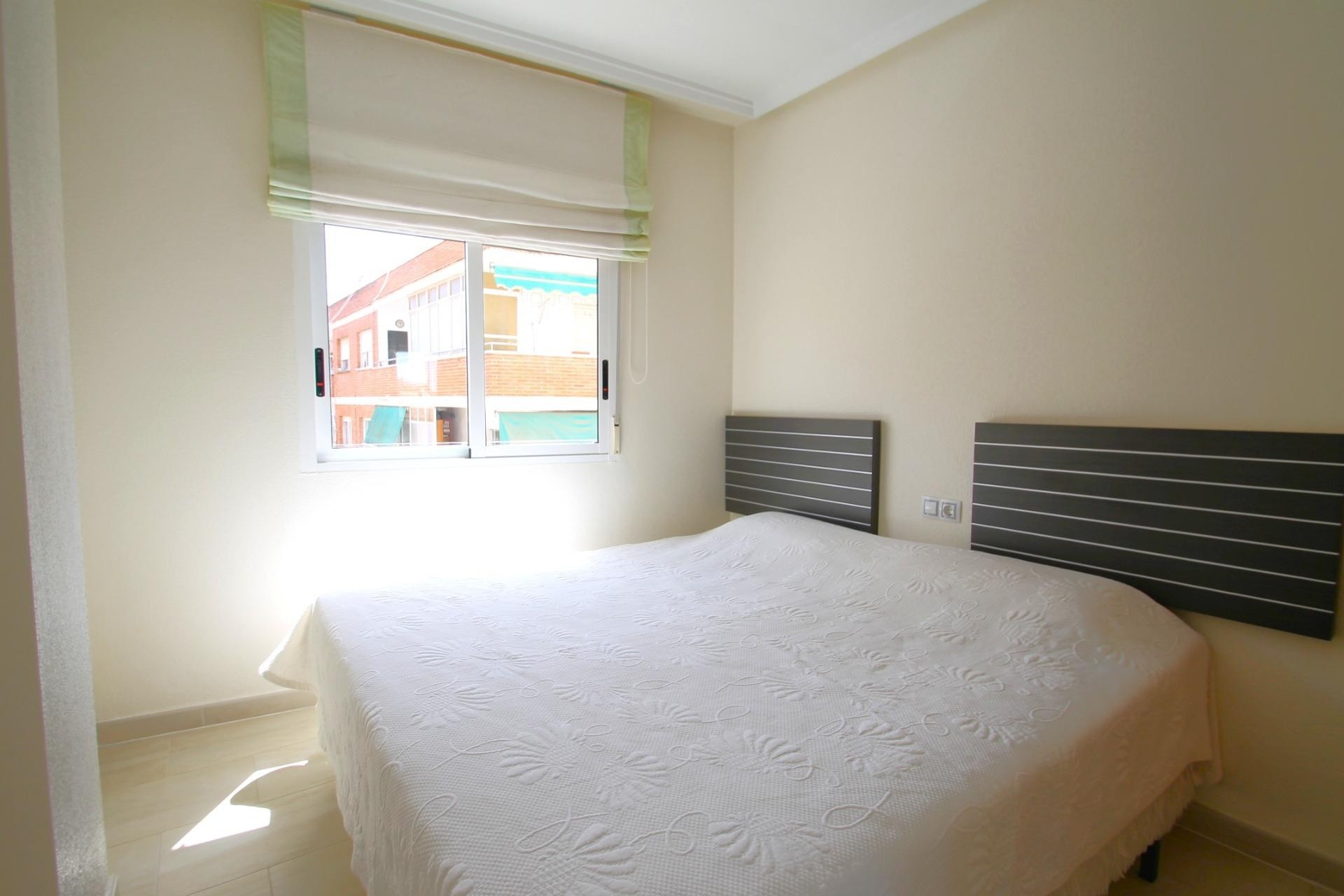 Sprzedaż - Apartament / Mieszkanie -
Torrevieja - El molino