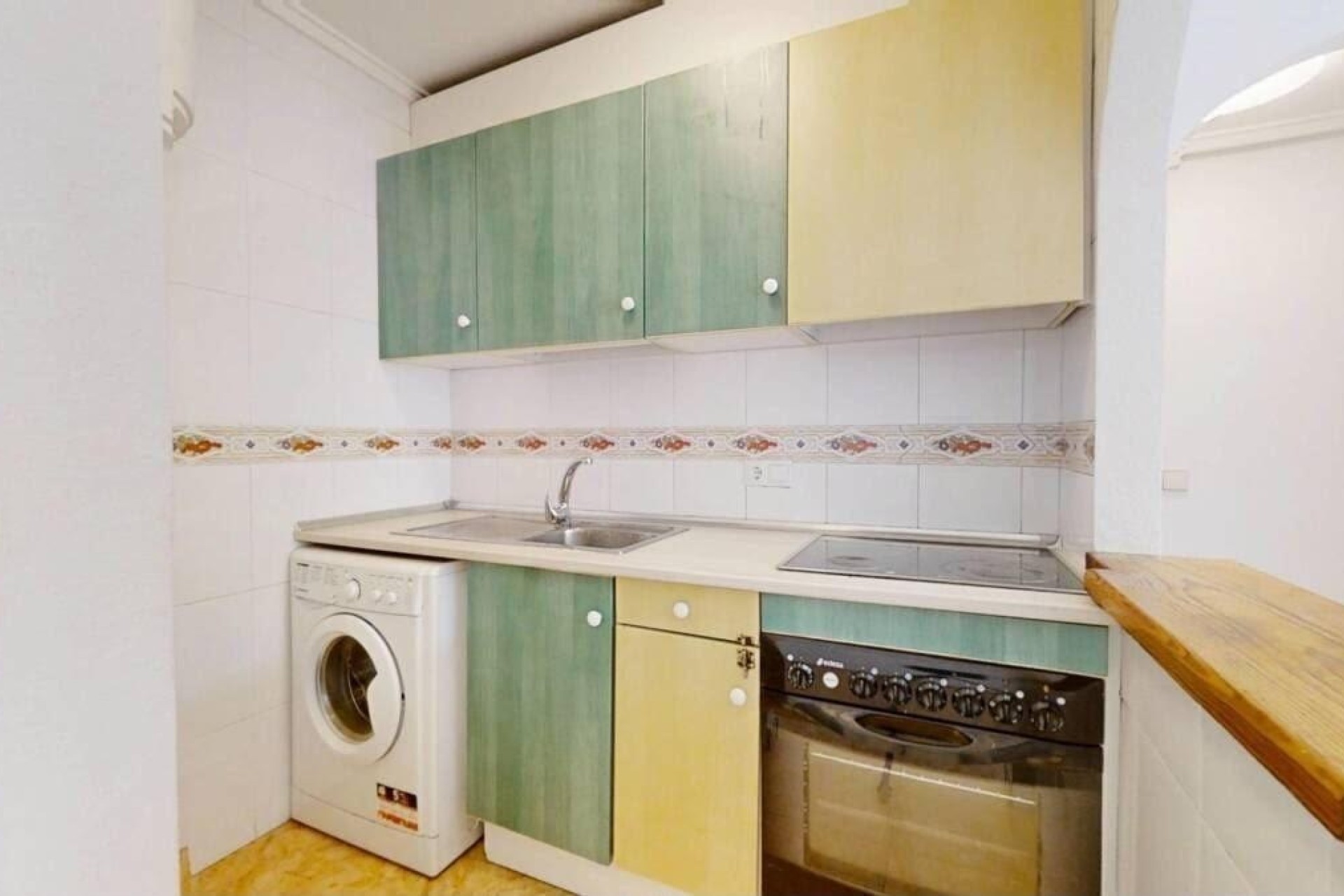 Sprzedaż - Apartament / Mieszkanie -
Torrevieja - El molino