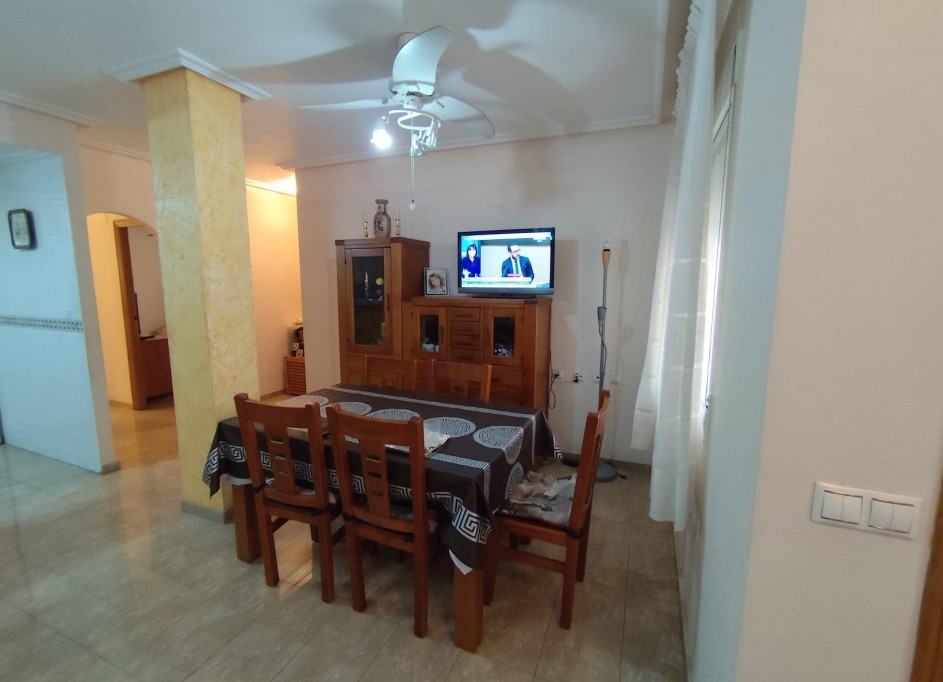 Sprzedaż - Apartament mieszkanie -
Torrevieja - Estacion de autobuses