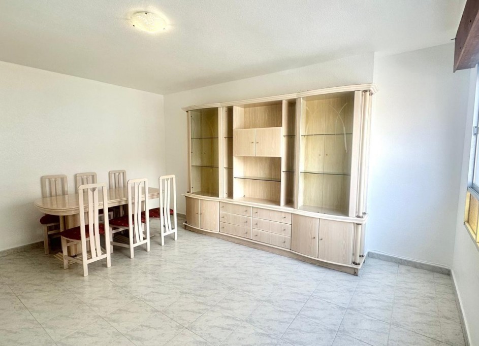 Sprzedaż - Apartament mieszkanie -
Torrevieja - Estacion de autobuses