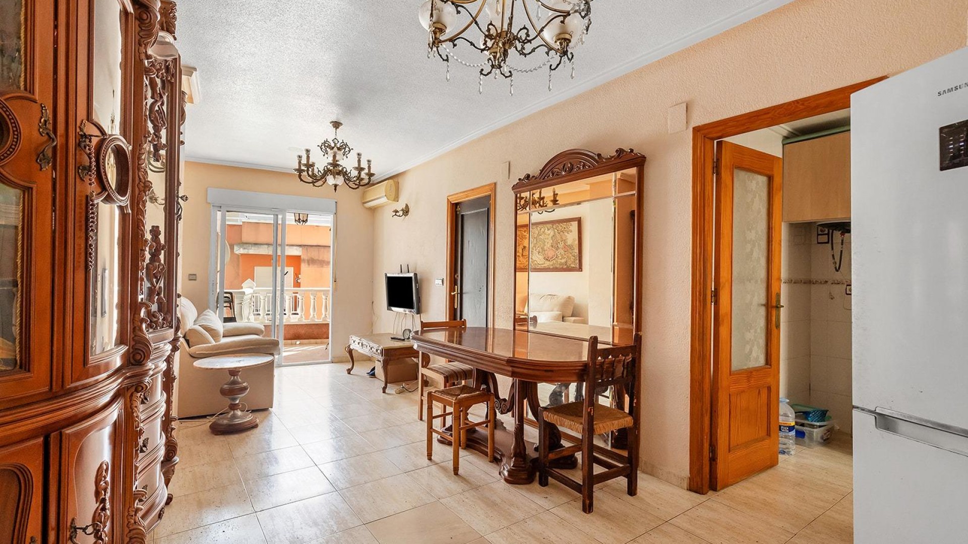 Sprzedaż - Apartament mieszkanie -
Torrevieja - Estacion de autobuses