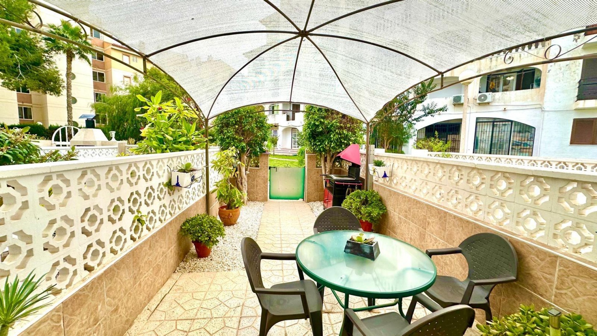 Sprzedaż - Apartament mieszkanie -
Torrevieja - Estacion de autobuses