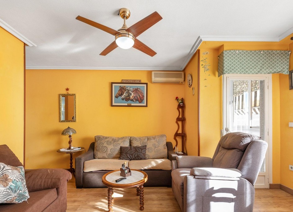 Sprzedaż - Apartament mieszkanie -
Torrevieja - Estacion de autobuses