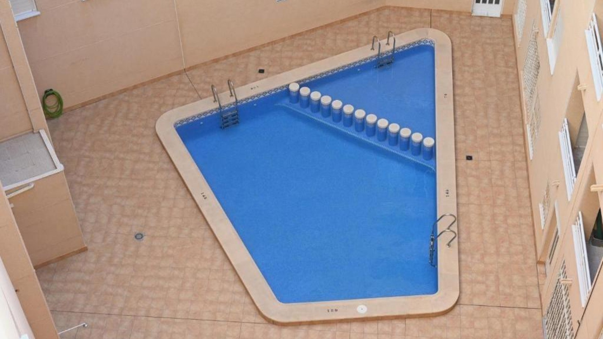 Sprzedaż - Apartament mieszkanie -
Torrevieja - Estacion de autobuses