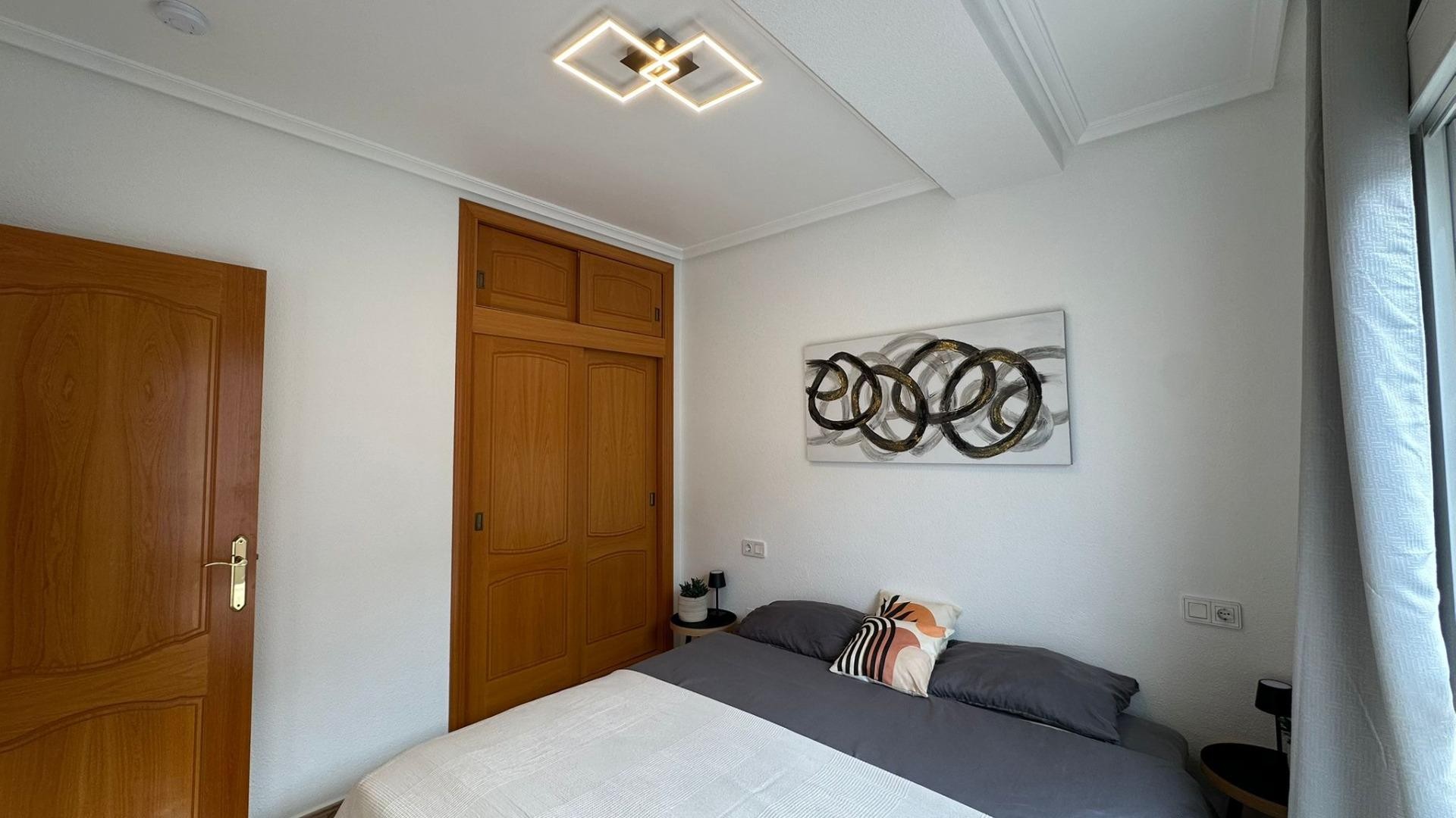 Sprzedaż - Apartament mieszkanie -
Torrevieja - Estacion de autobuses