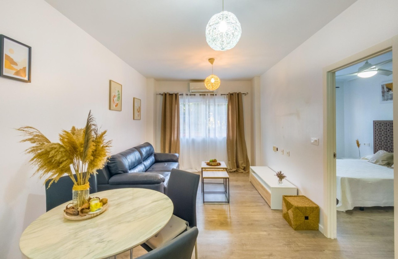 Sprzedaż - Apartament mieszkanie -
Torrevieja - Estacion de autobuses