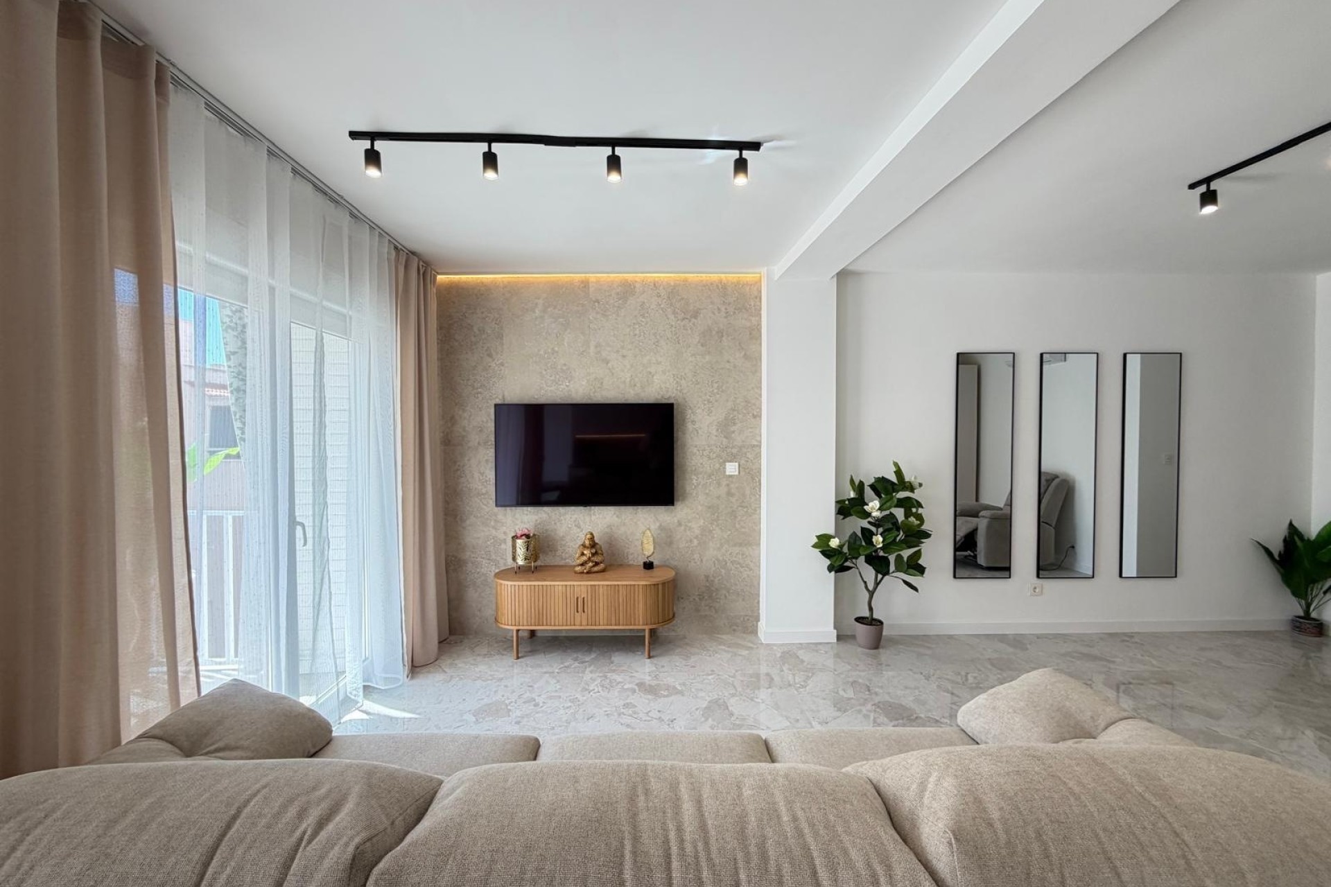 Sprzedaż - Apartament mieszkanie -
Torrevieja - Estacion de autobuses