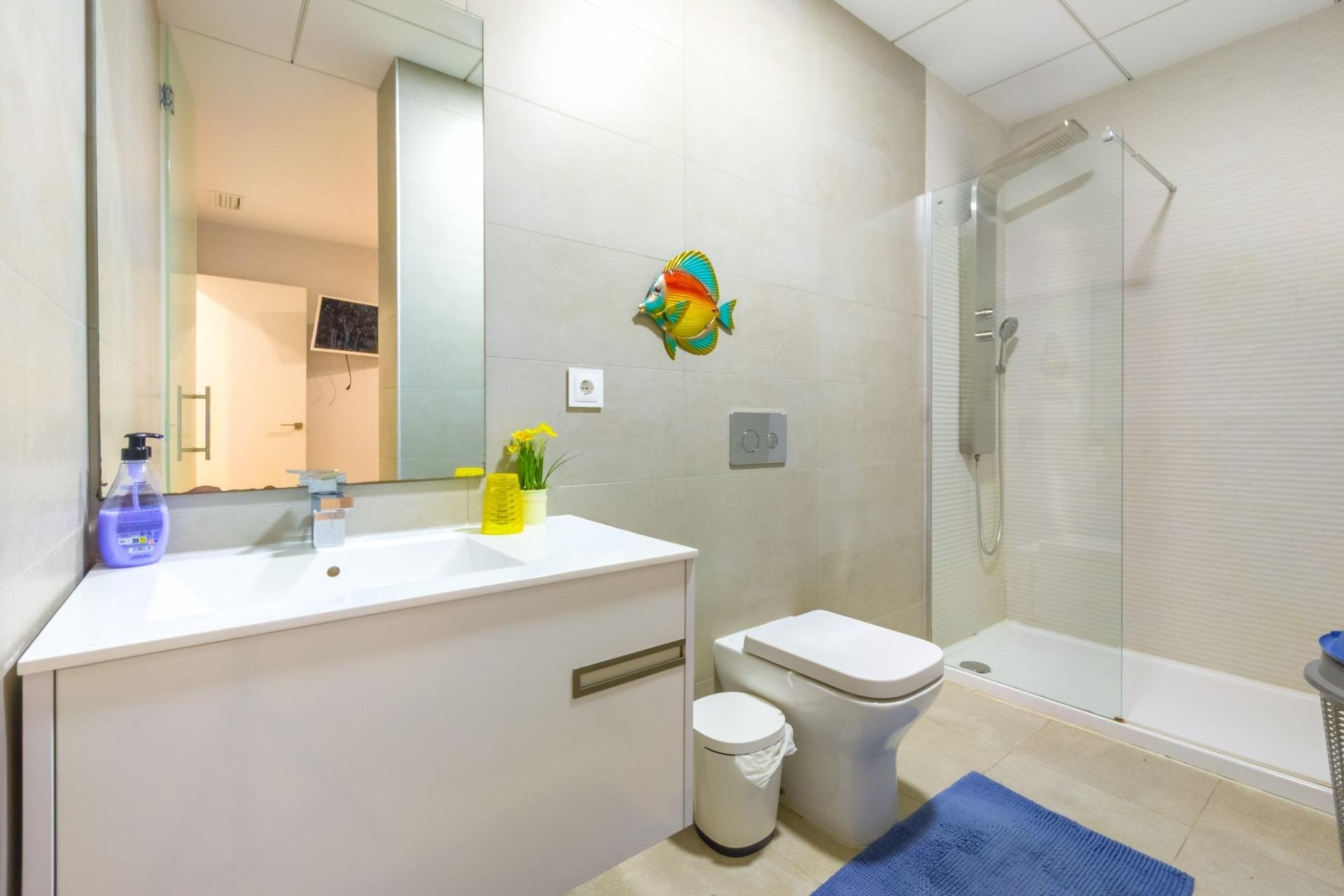 Sprzedaż - Apartament / Mieszkanie -
Torrevieja - Estacion de autobuses