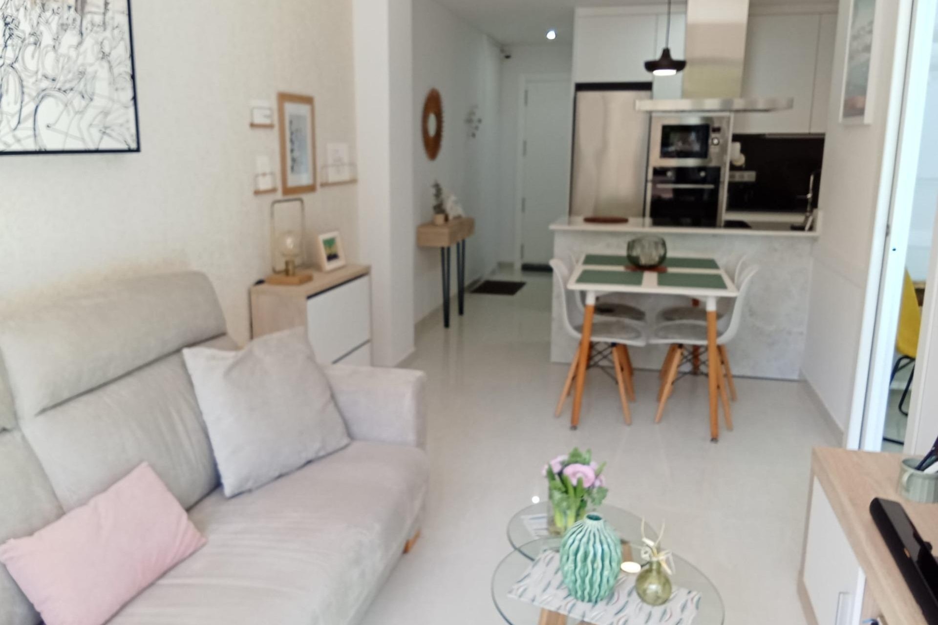 Sprzedaż - Apartament / Mieszkanie -
Torrevieja - Estacion de autobuses