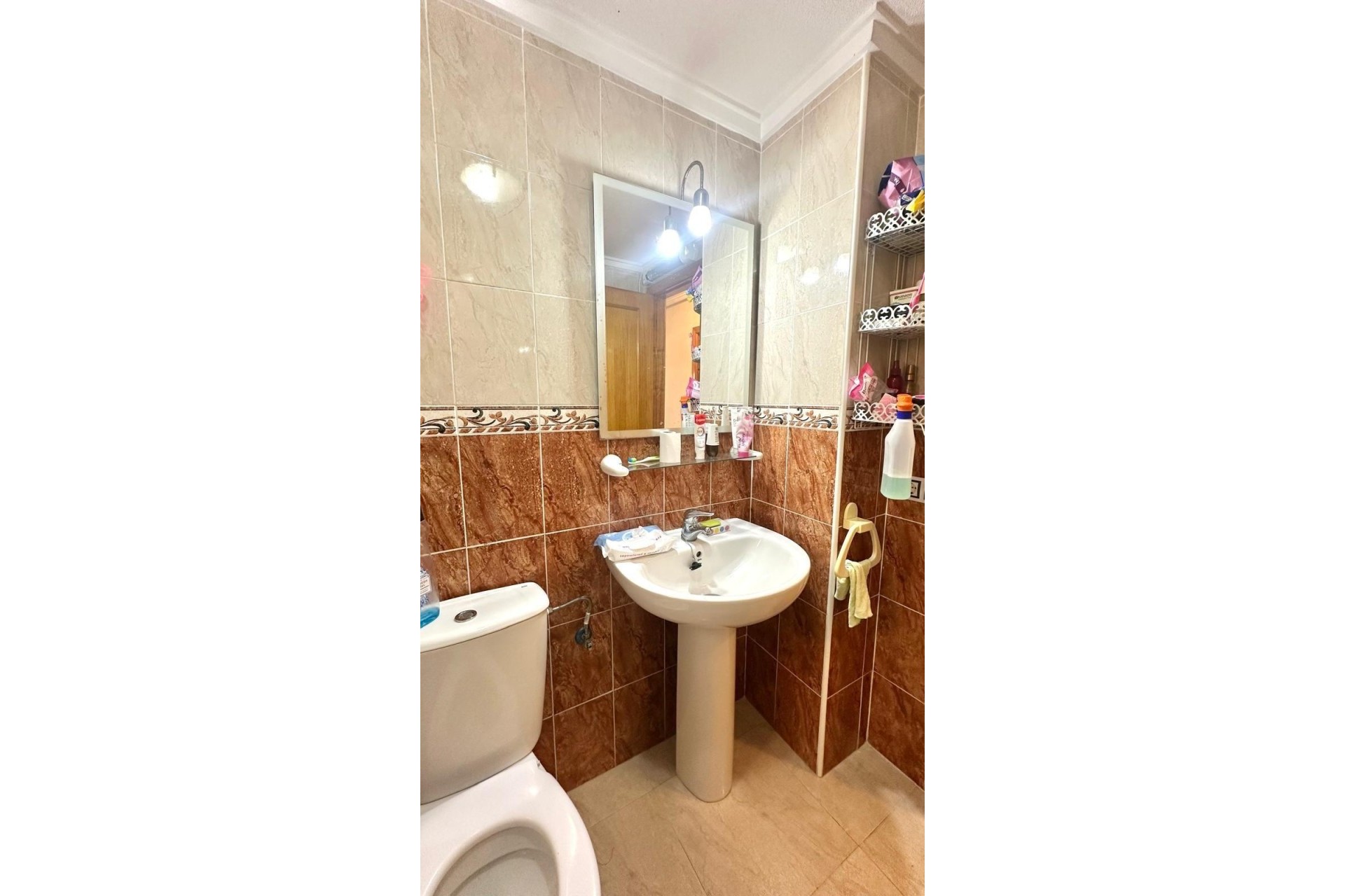 Sprzedaż - Apartament / Mieszkanie -
Torrevieja - Estacion de autobuses