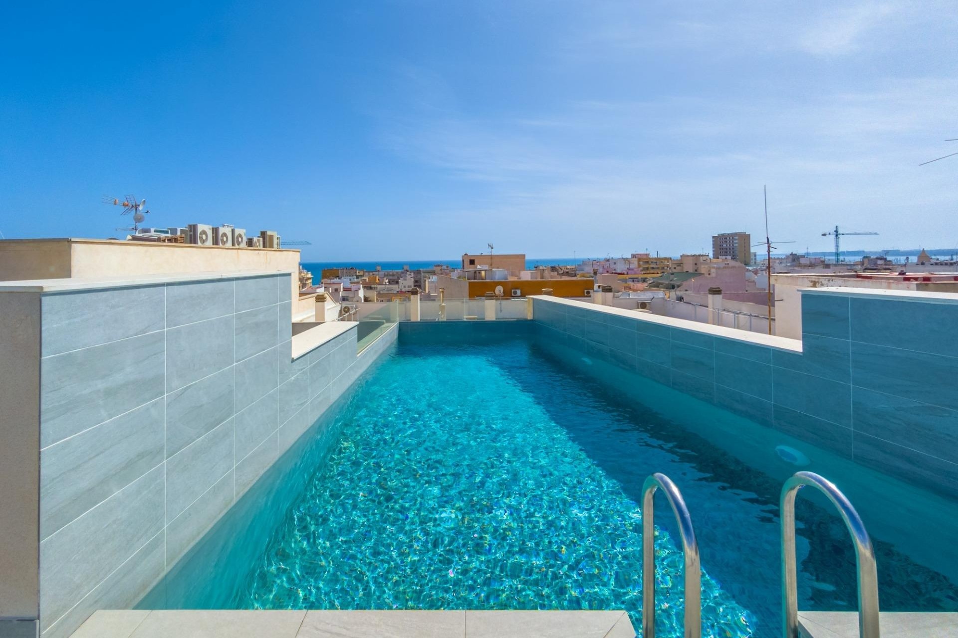 Sprzedaż - Apartament / Mieszkanie -
Torrevieja - Estacion de autobuses