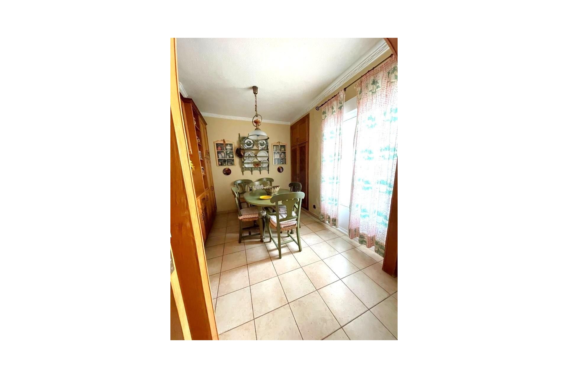 Sprzedaż - Apartament / Mieszkanie -
Torrevieja - Estacion de autobuses