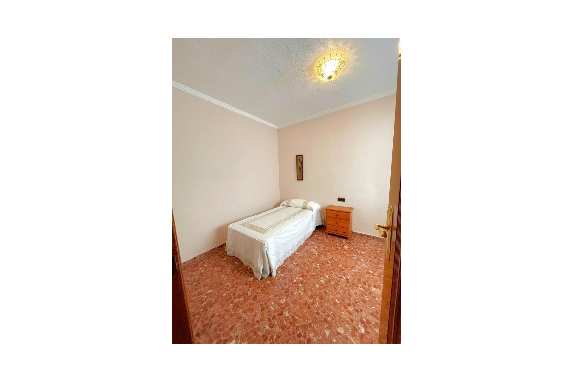 Sprzedaż - Apartament / Mieszkanie -
Torrevieja - Estacion de autobuses
