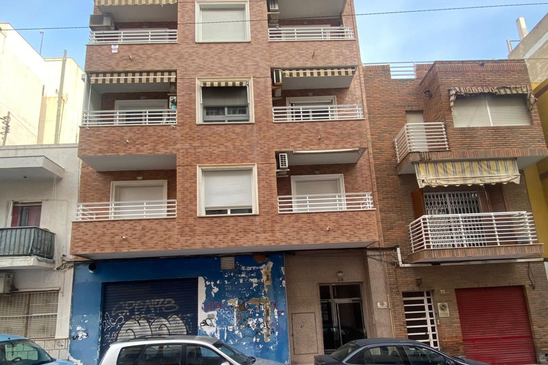 Sprzedaż - Apartament / Mieszkanie -
Torrevieja - Estacion de autobuses