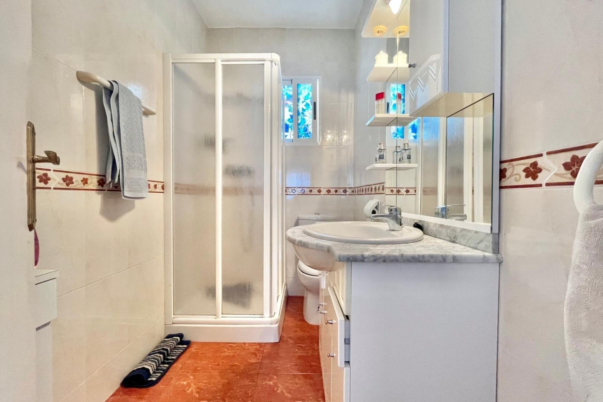 Sprzedaż - Apartament / Mieszkanie -
Torrevieja - Estacion de autobuses