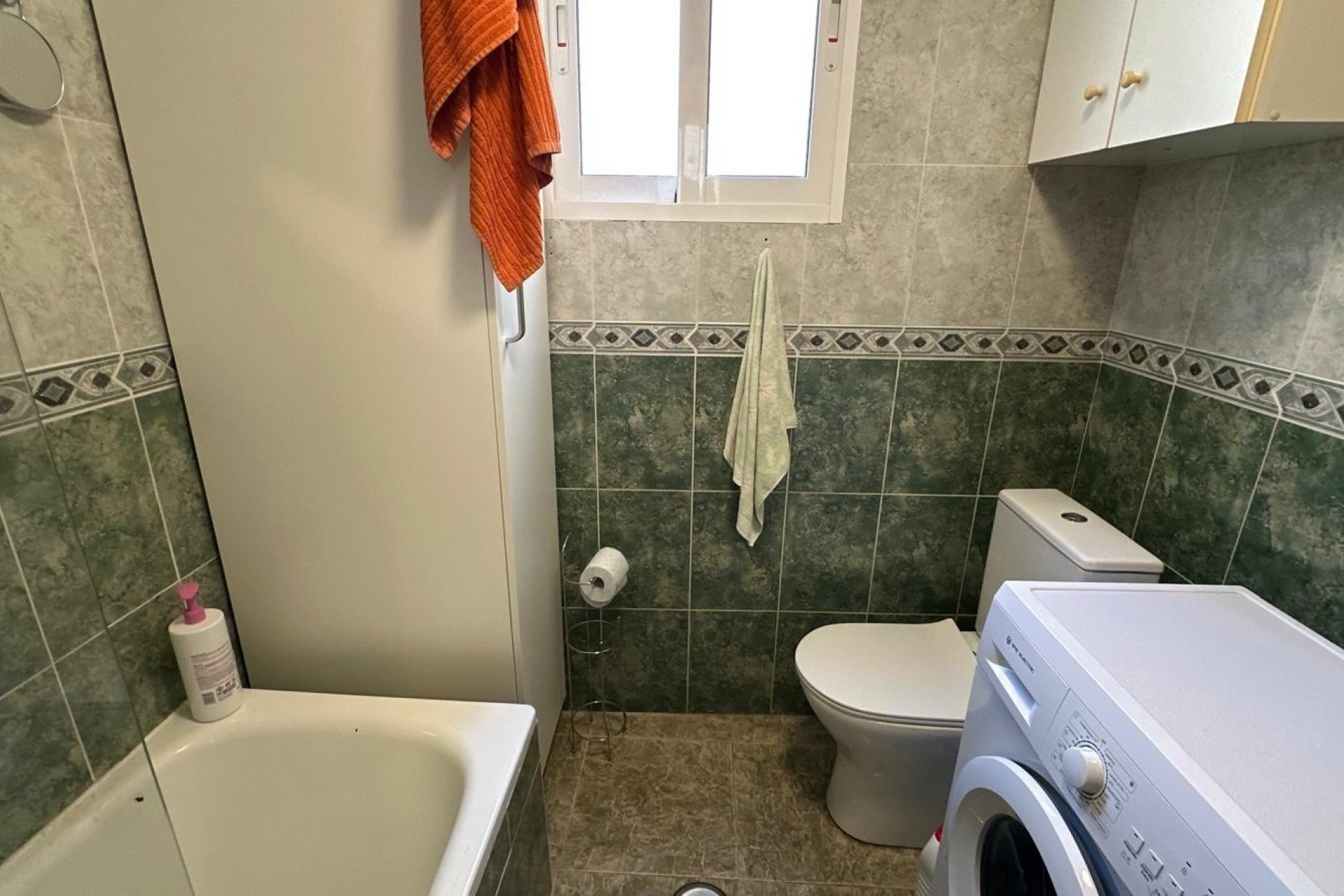Sprzedaż - Apartament / Mieszkanie -
Torrevieja - Estacion de autobuses
