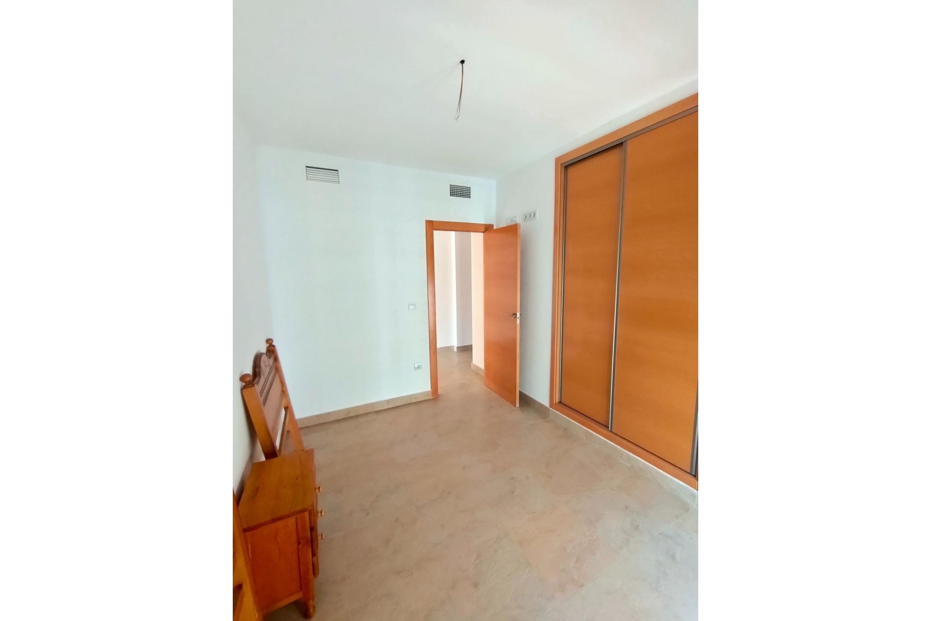 Sprzedaż - Apartament / Mieszkanie -
Torrevieja - Estacion de autobuses
