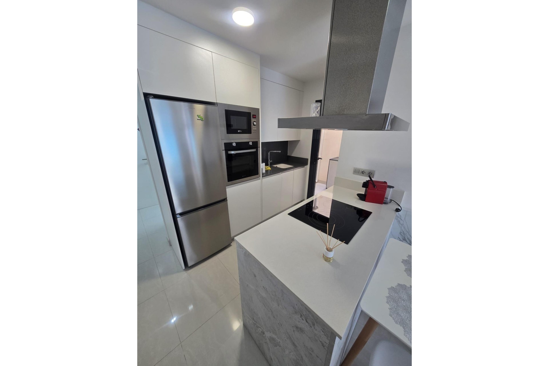 Sprzedaż - Apartament / Mieszkanie -
Torrevieja - Estacion de autobuses