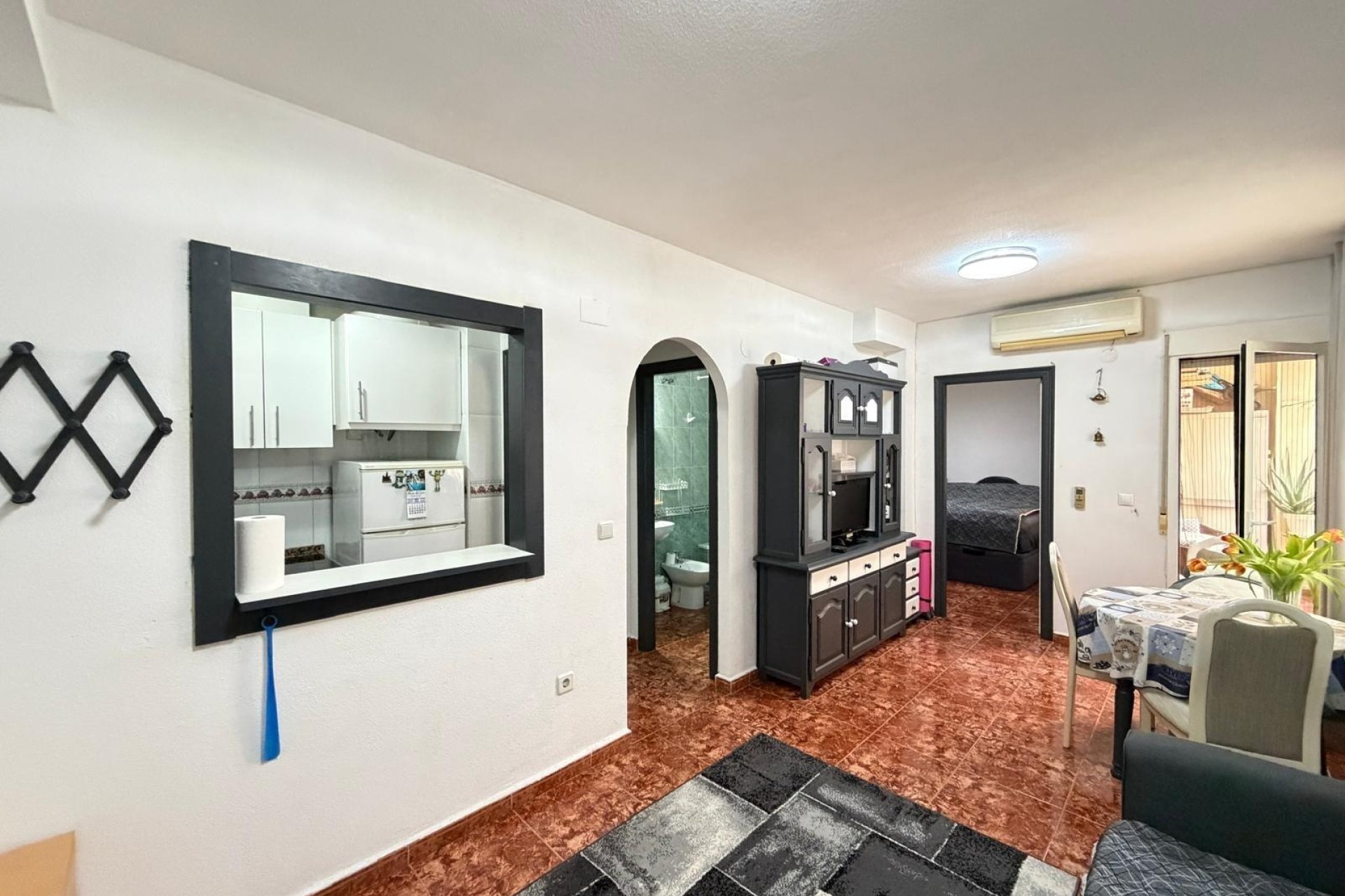 Sprzedaż - Apartament / Mieszkanie -
Torrevieja - Estacion de autobuses