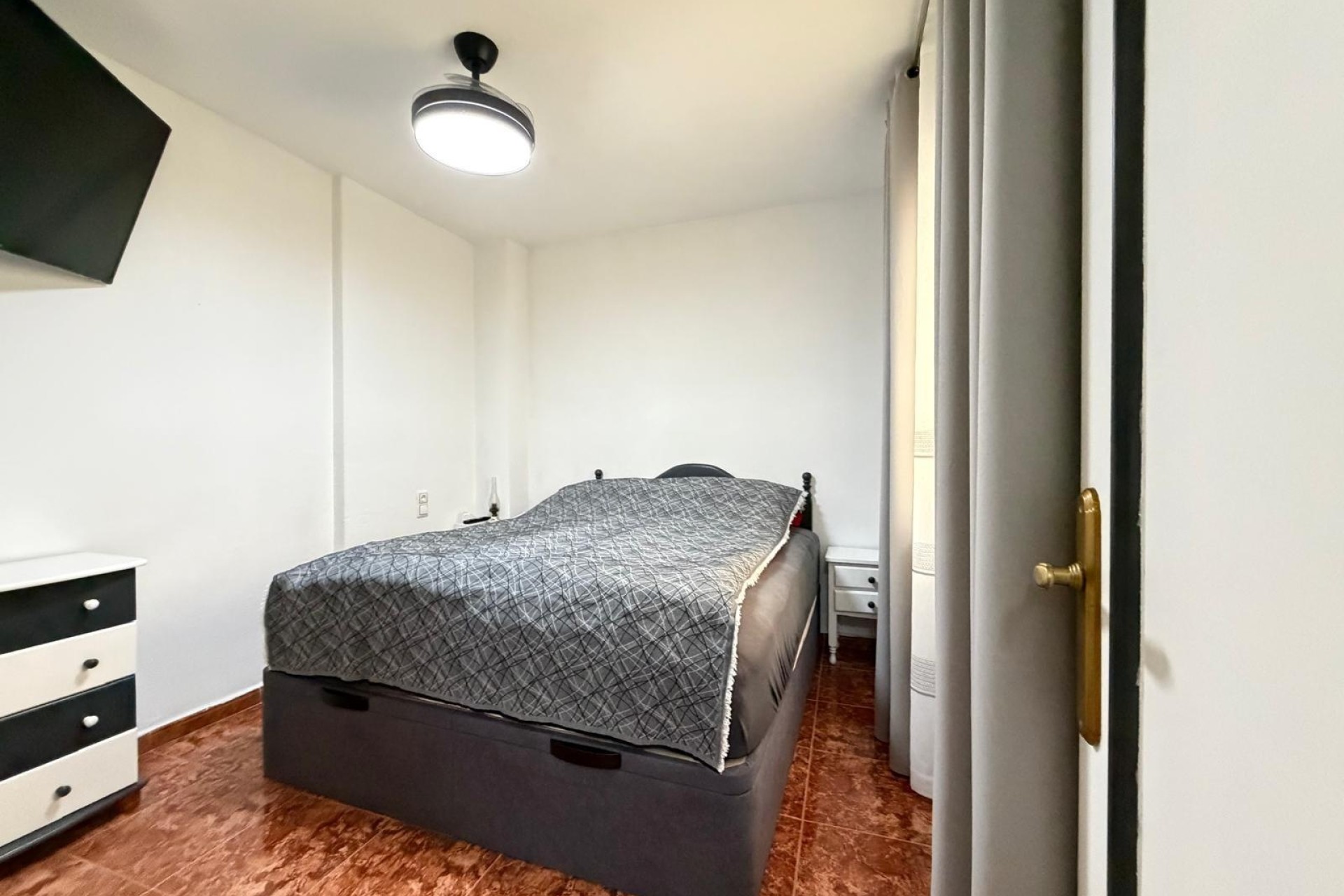 Sprzedaż - Apartament / Mieszkanie -
Torrevieja - Estacion de autobuses