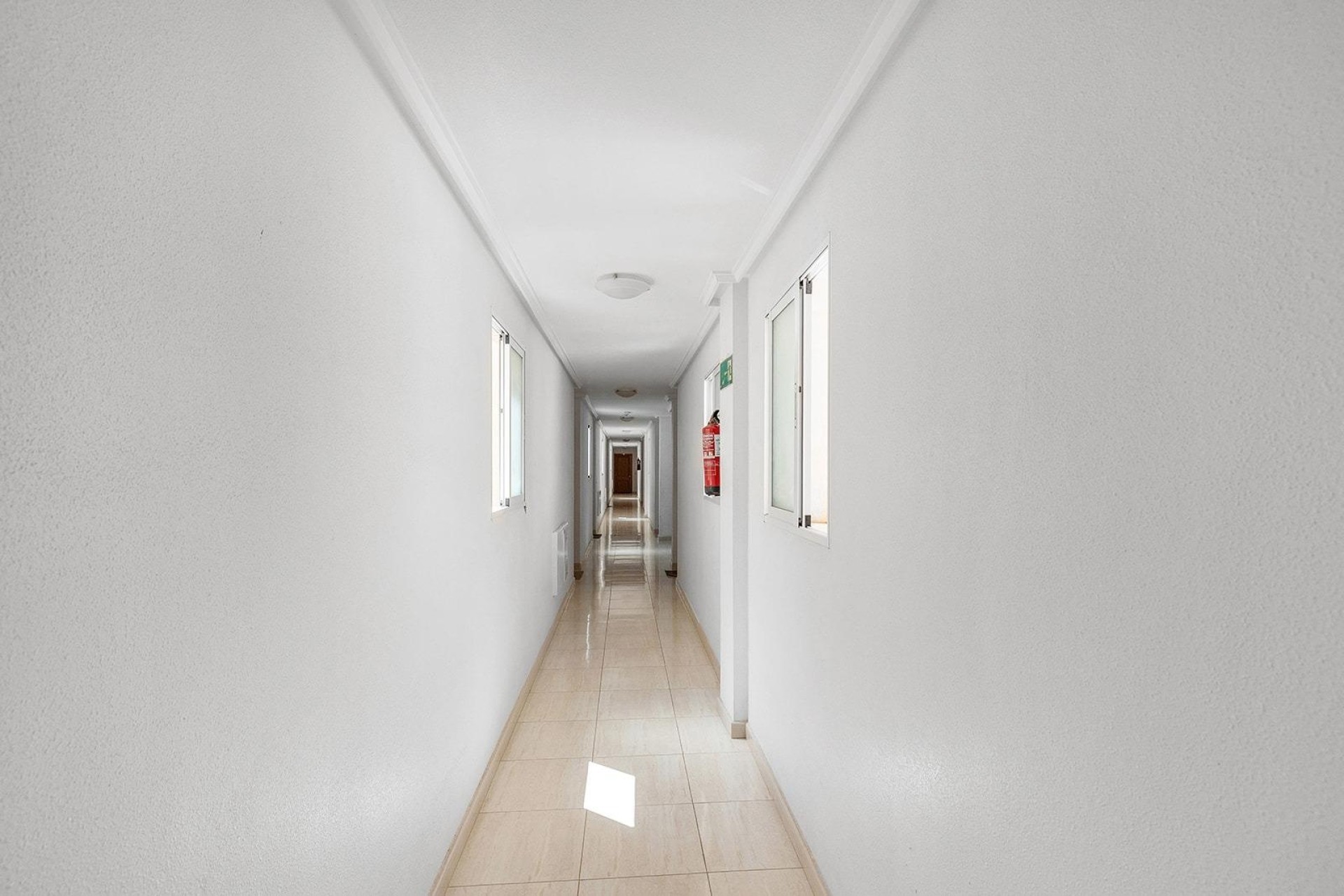 Sprzedaż - Apartament / Mieszkanie -
Torrevieja - Estacion de autobuses