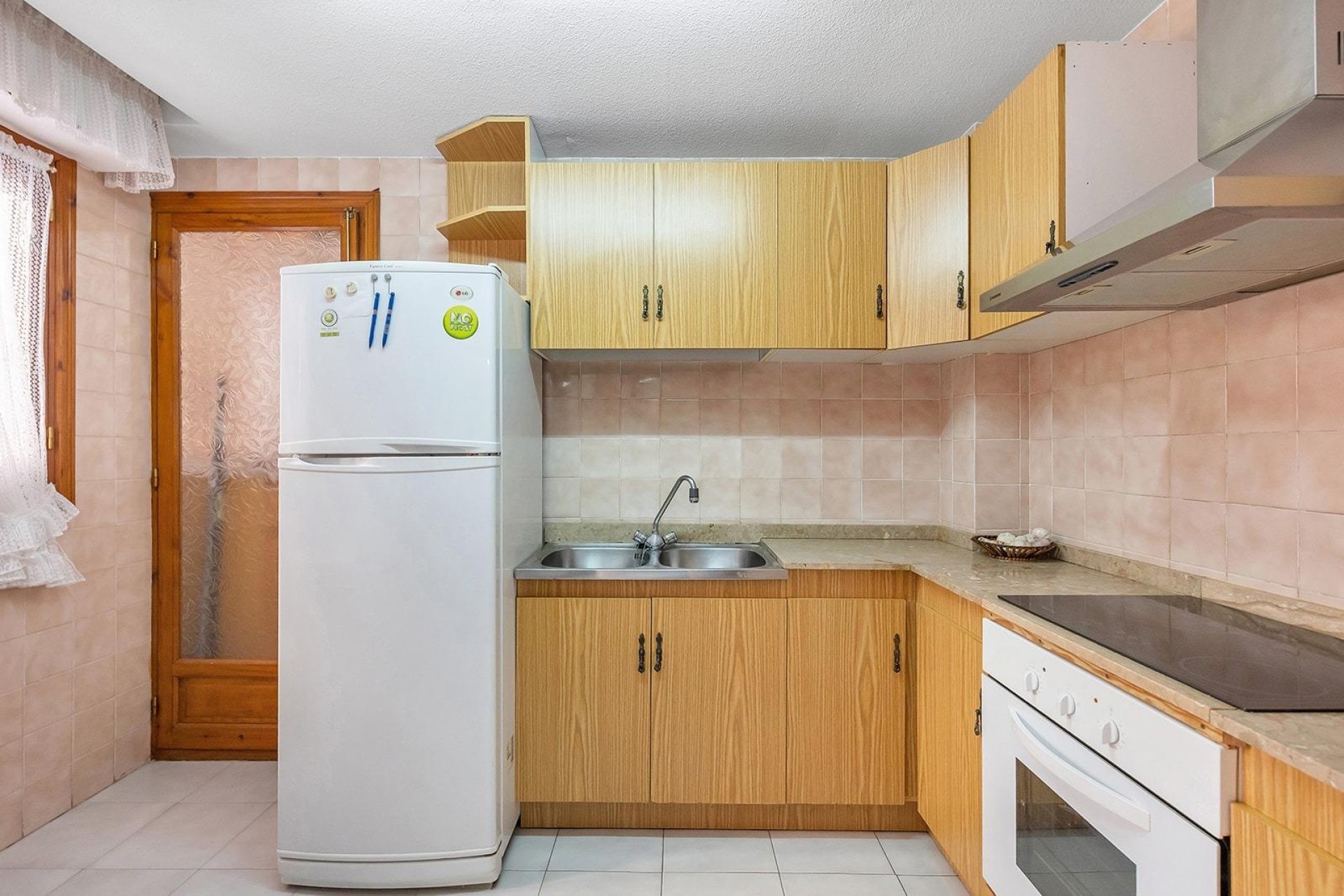 Sprzedaż - Apartament / Mieszkanie -
Torrevieja - Estacion de autobuses