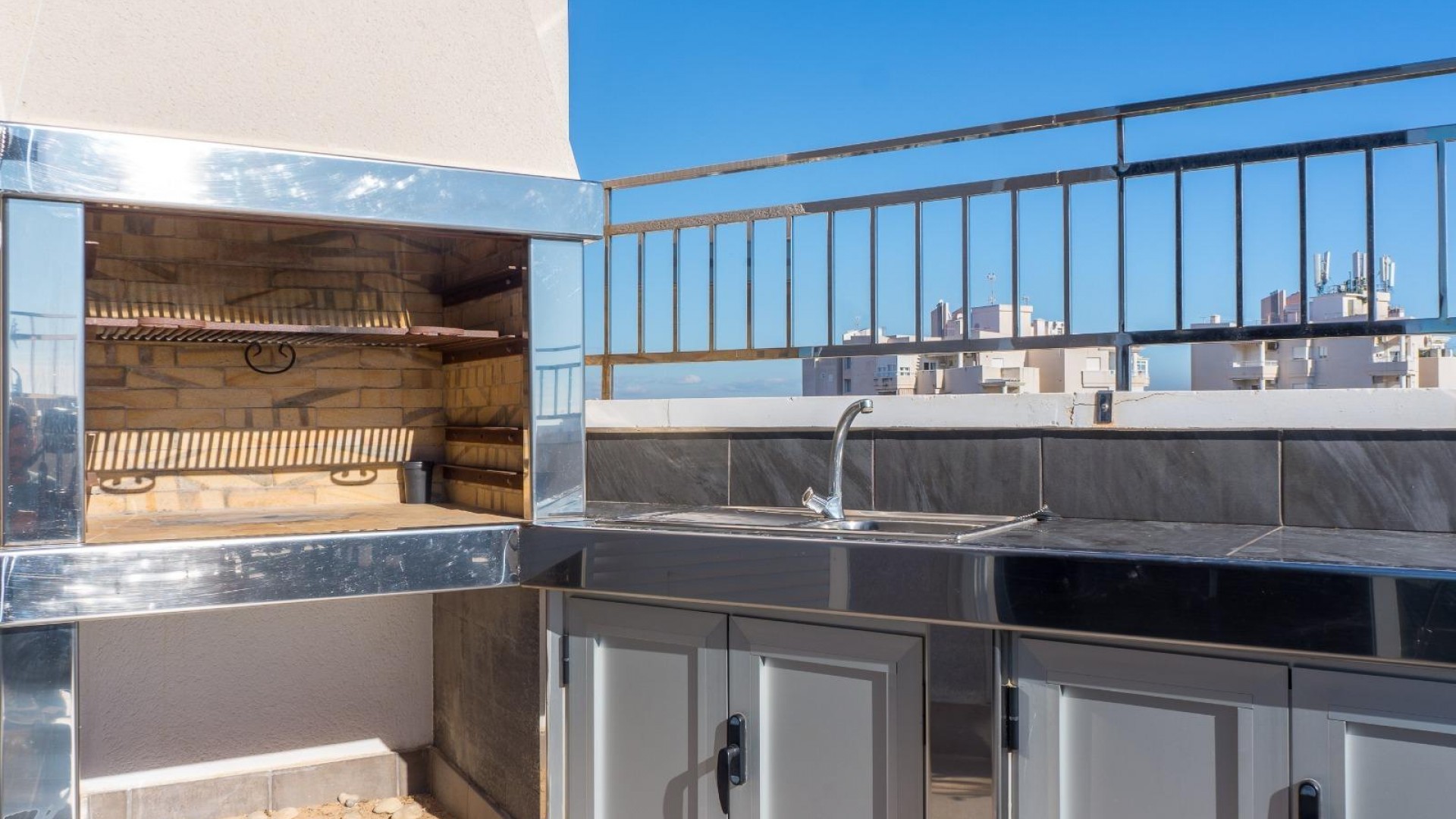 Sprzedaż - Apartament mieszkanie -
Torrevieja - Estacion de autobuses