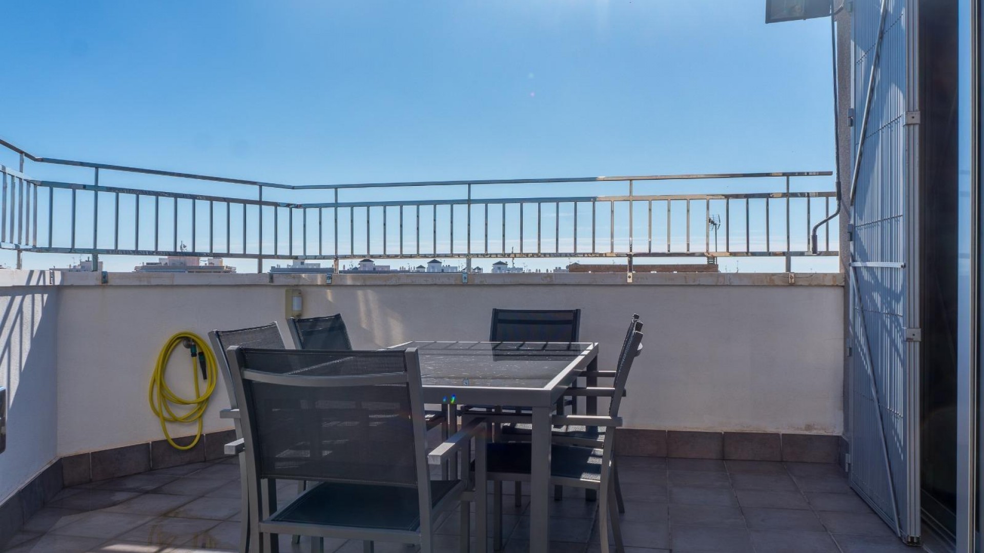 Sprzedaż - Apartament mieszkanie -
Torrevieja - Estacion de autobuses