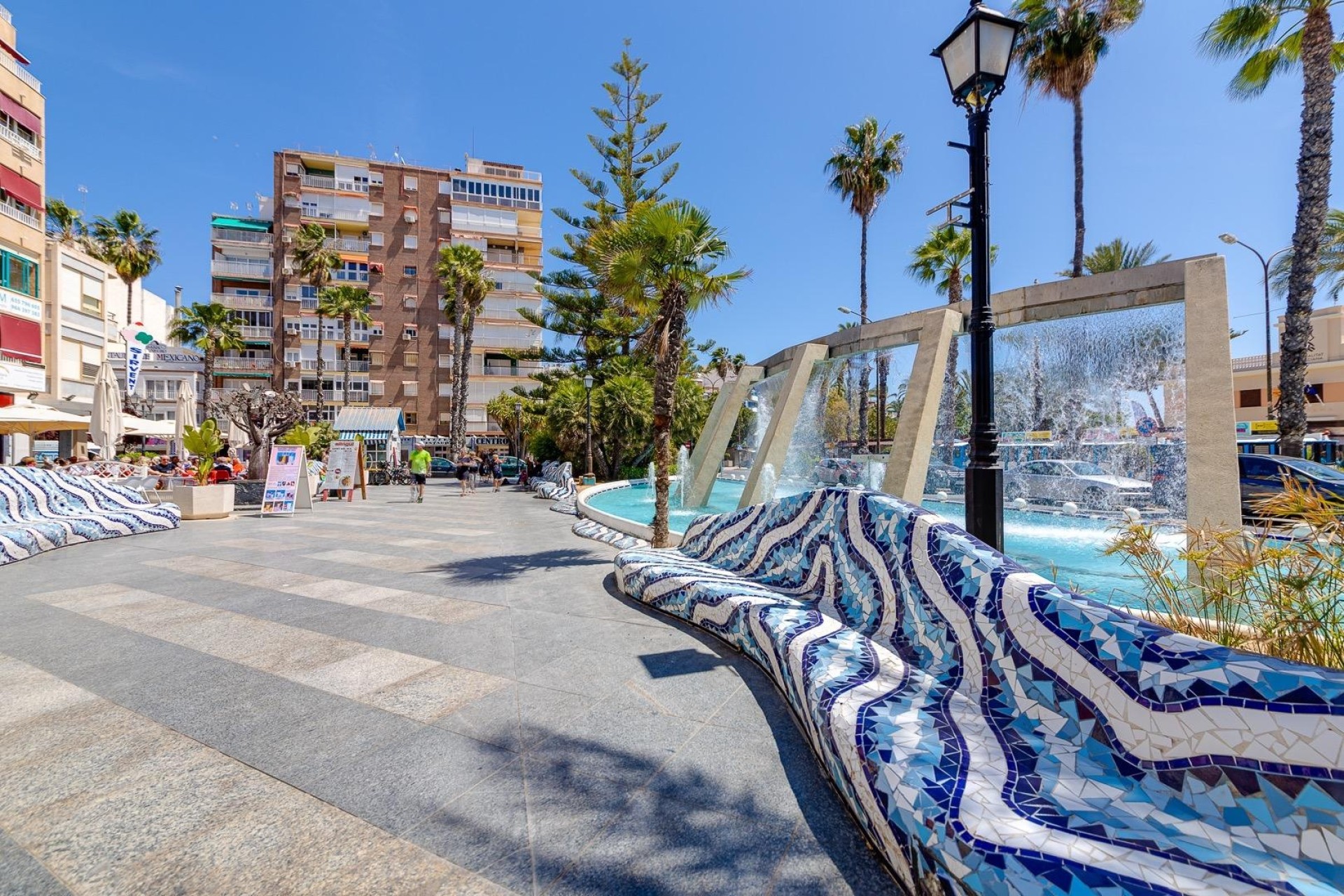 Sprzedaż - Apartament / Mieszkanie -
Torrevieja - Habaneras