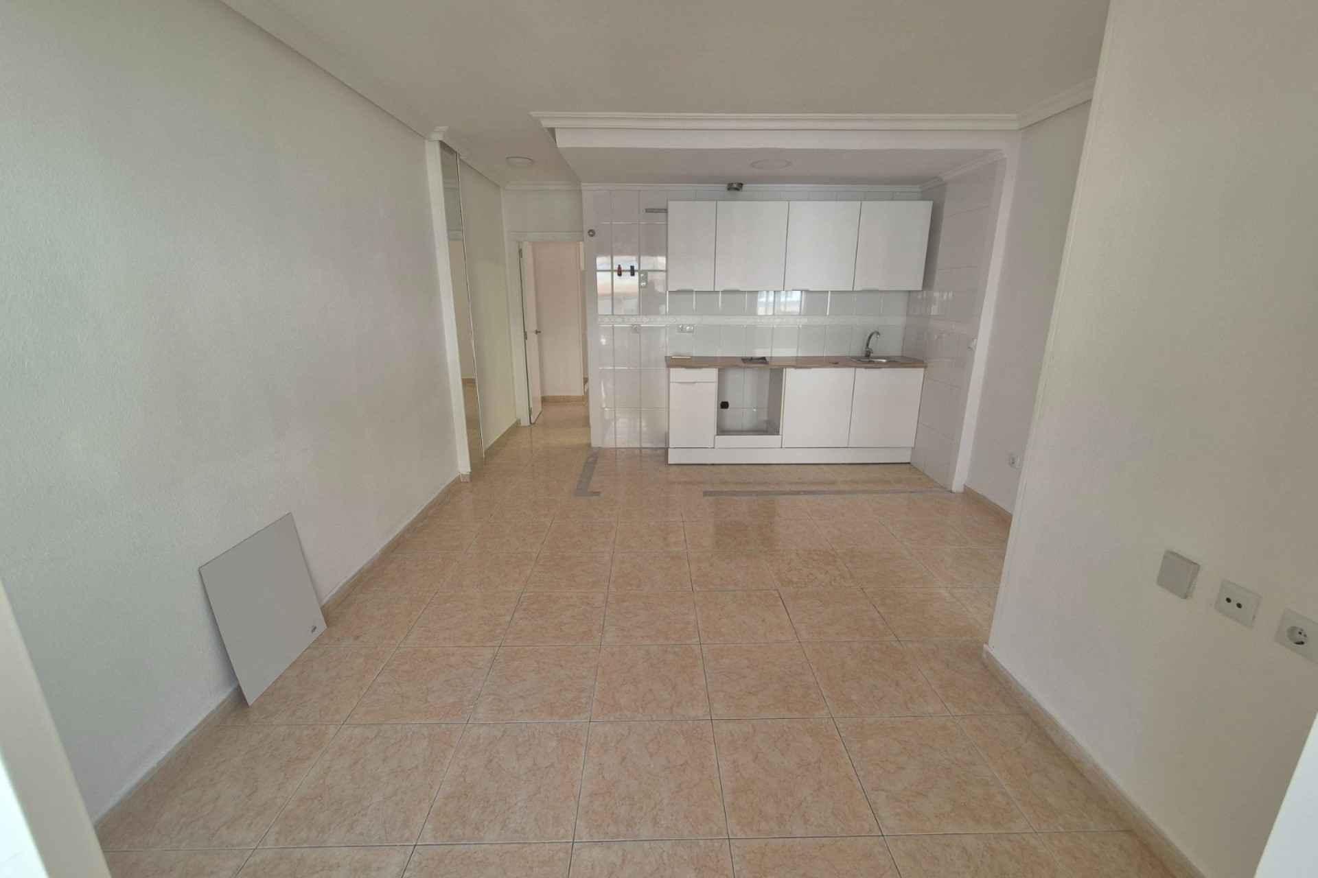 Sprzedaż - Apartament / Mieszkanie -
Torrevieja - LA LOMA