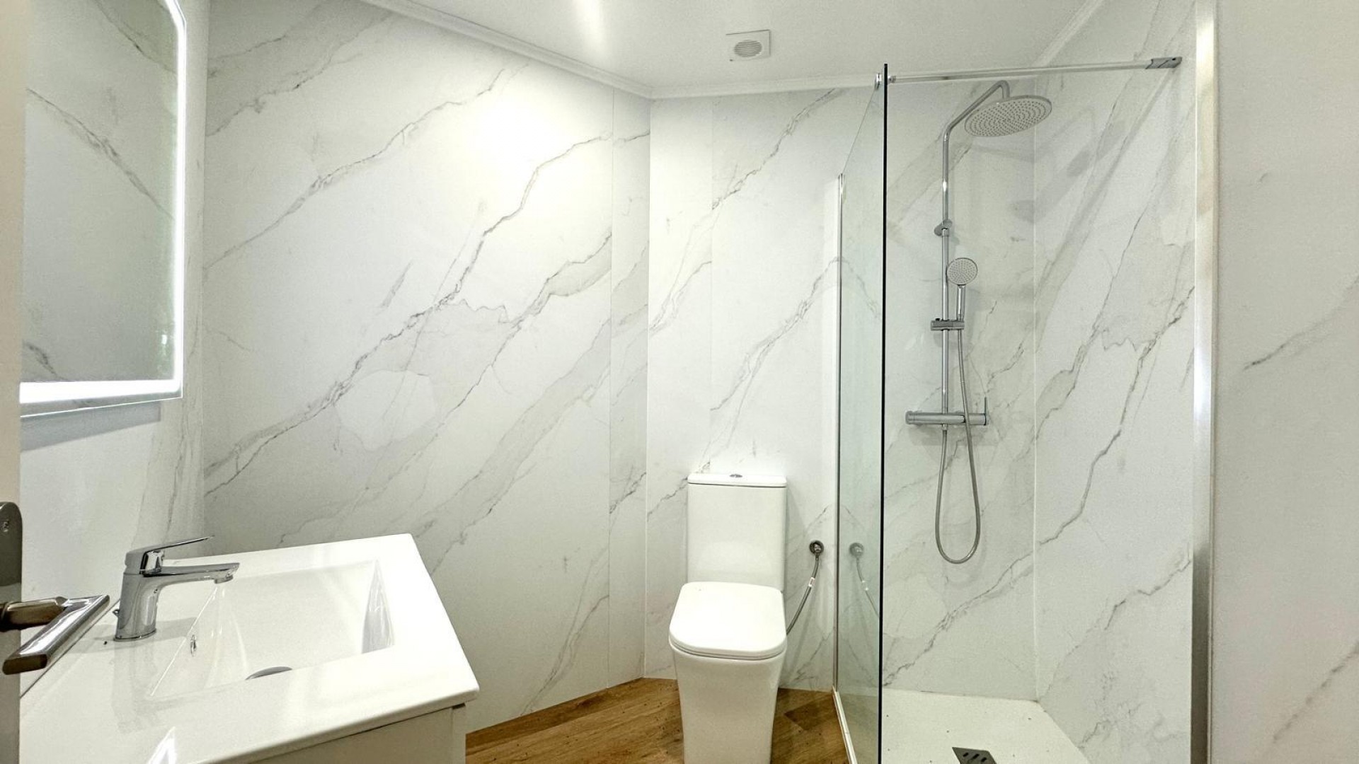 Sprzedaż - Apartament mieszkanie -
Torrevieja - La Mata pueblo