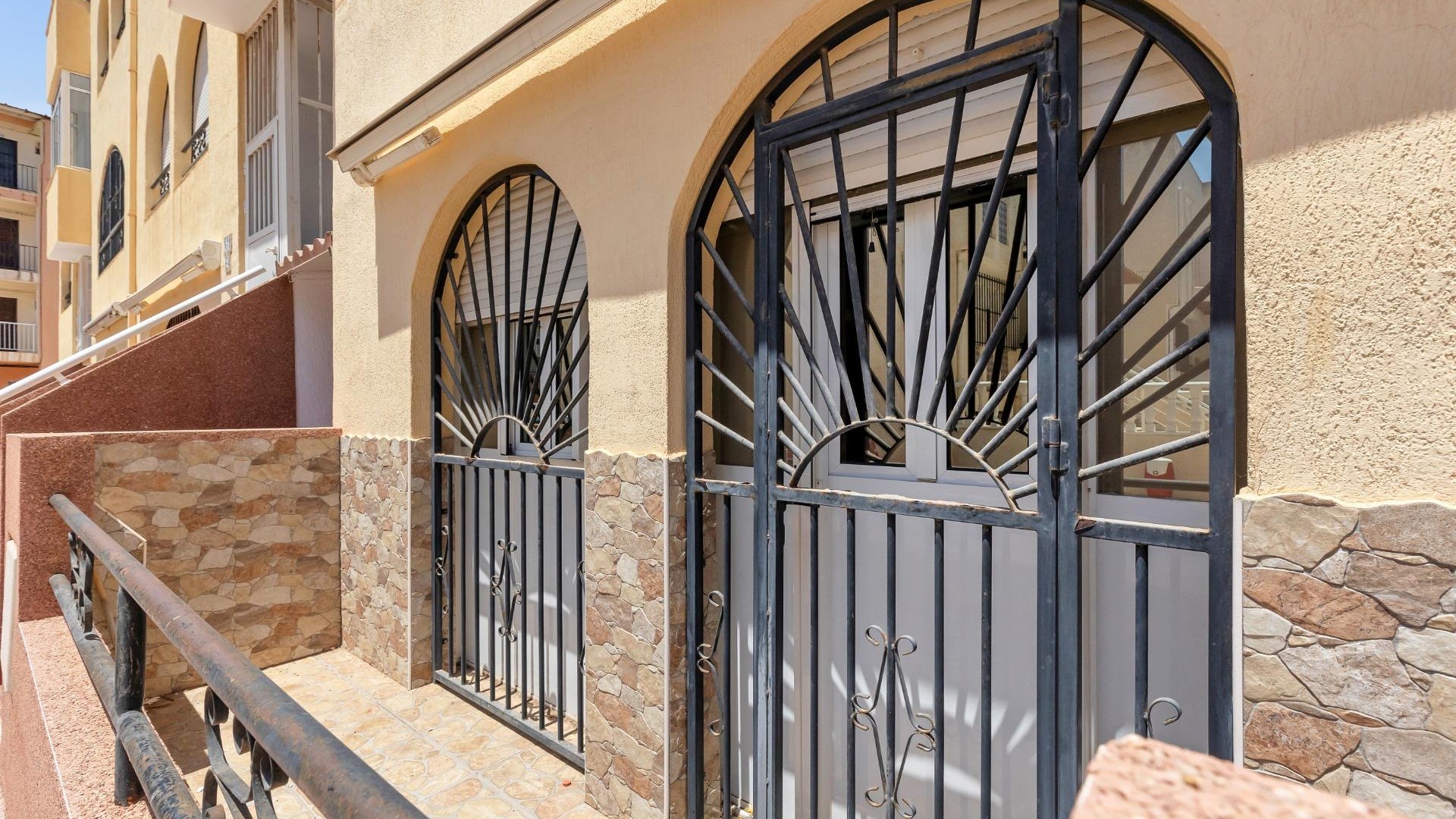 Sprzedaż - Apartament mieszkanie -
Torrevieja - La Mata pueblo