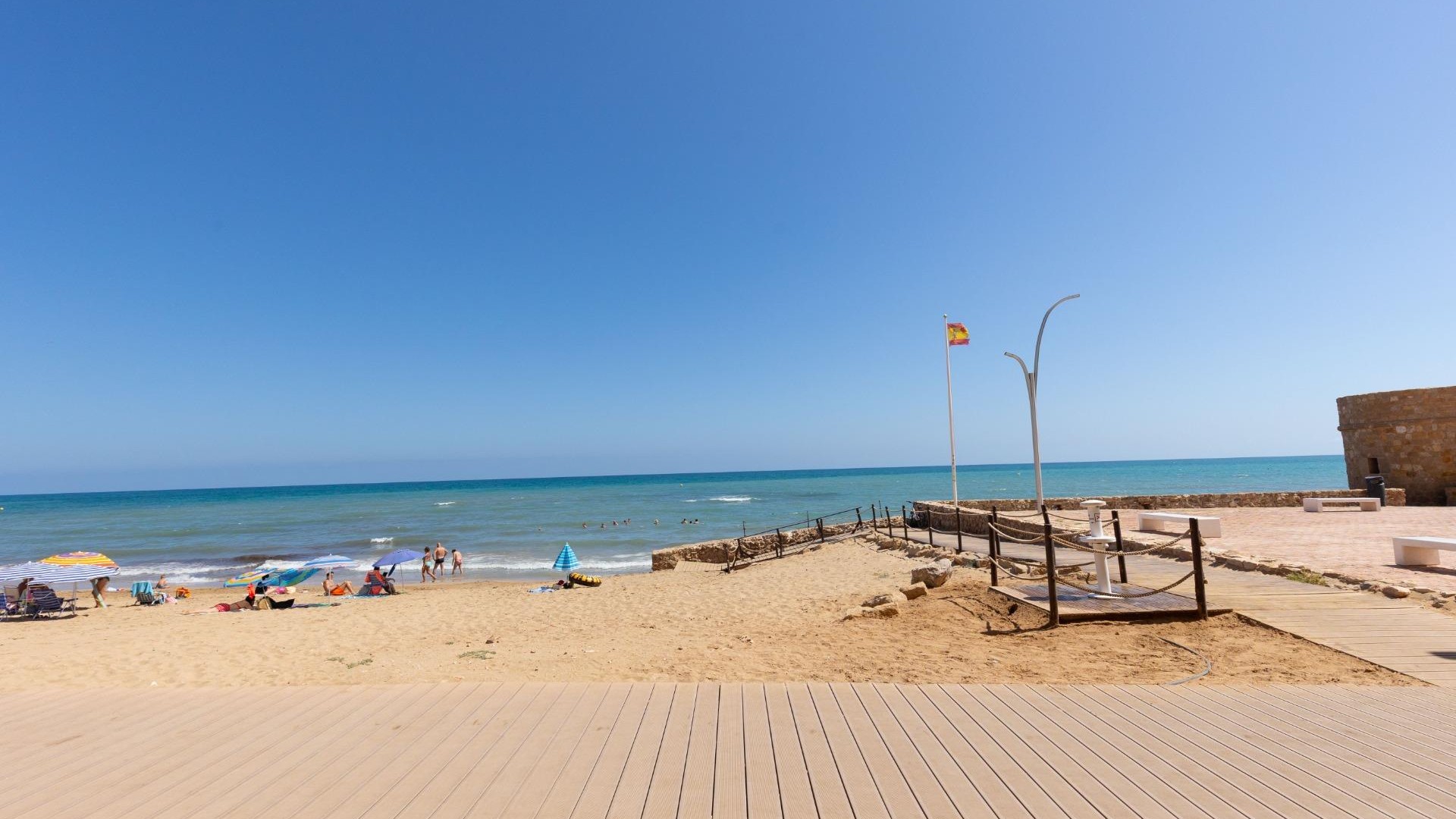 Sprzedaż - Apartament mieszkanie -
Torrevieja - La Mata pueblo